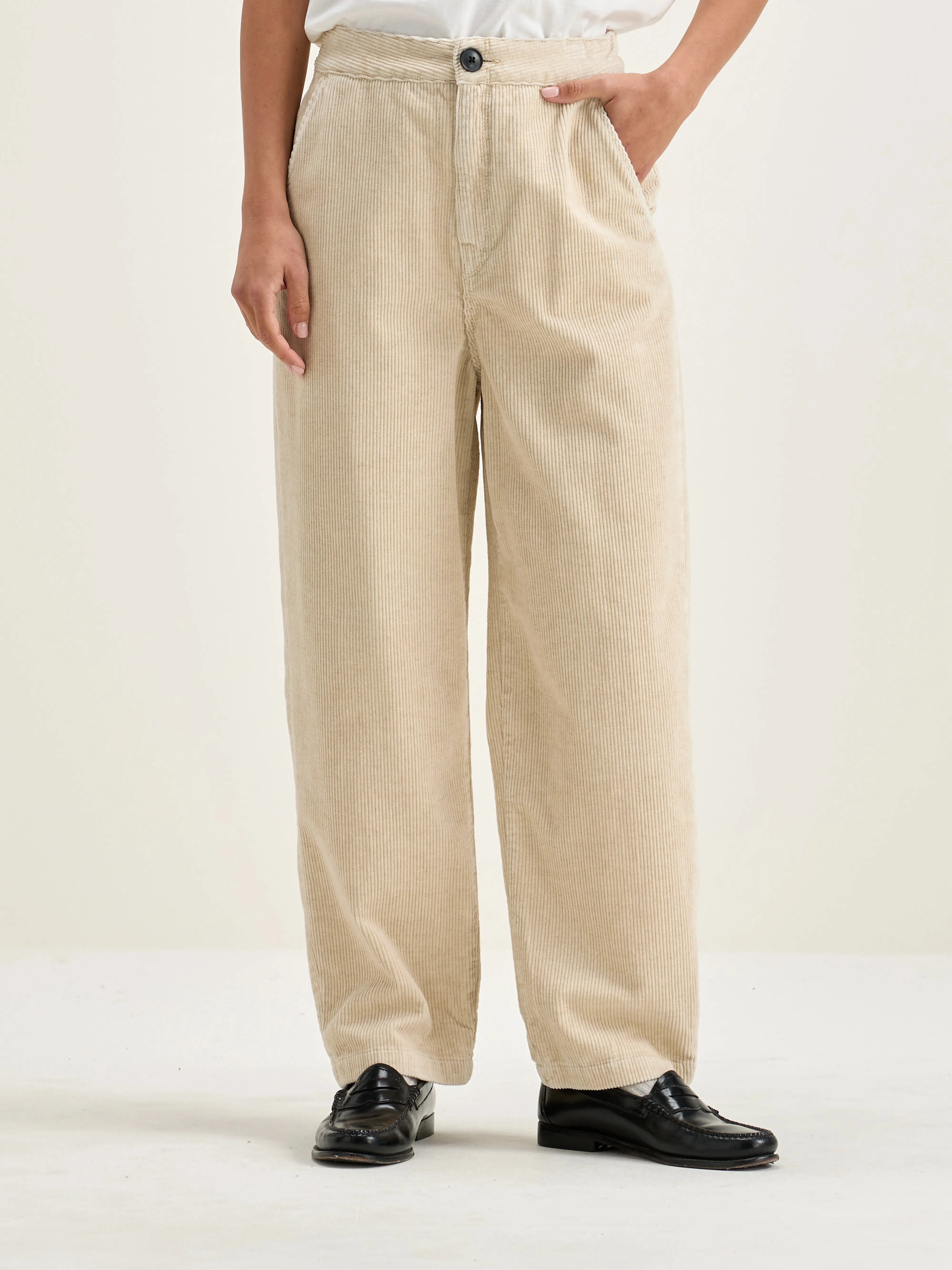 Pasop Pants (251 / W / CALCAIRE) Comfy Ease