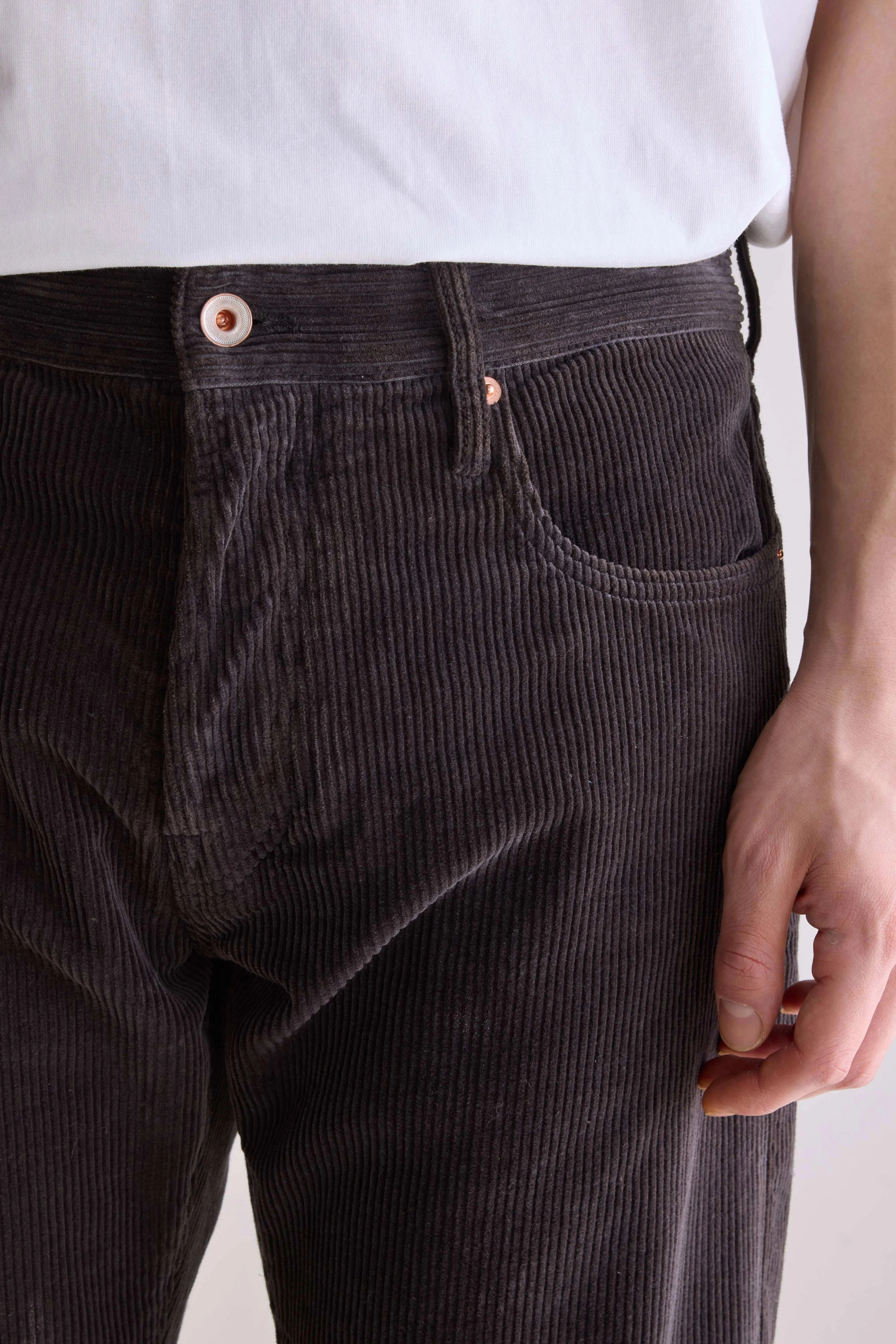 Percy relaxed trousers (252 / M / BLACK SAND) Comfy Feel