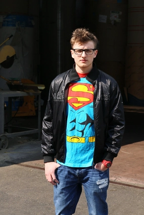 Chic Smart Superman Mens L T-Shirt Comic Superman Blue Top Crew Neck