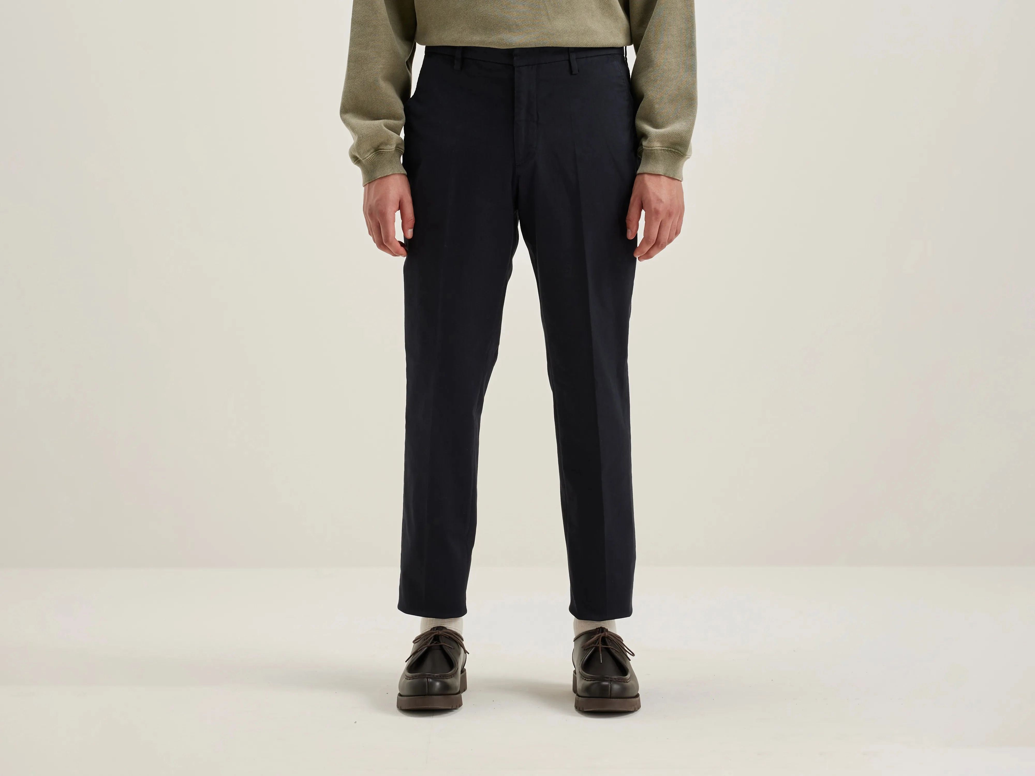 Stanley tapered trousers (242 / M / NAVY) Core Stretch Breathable Lining