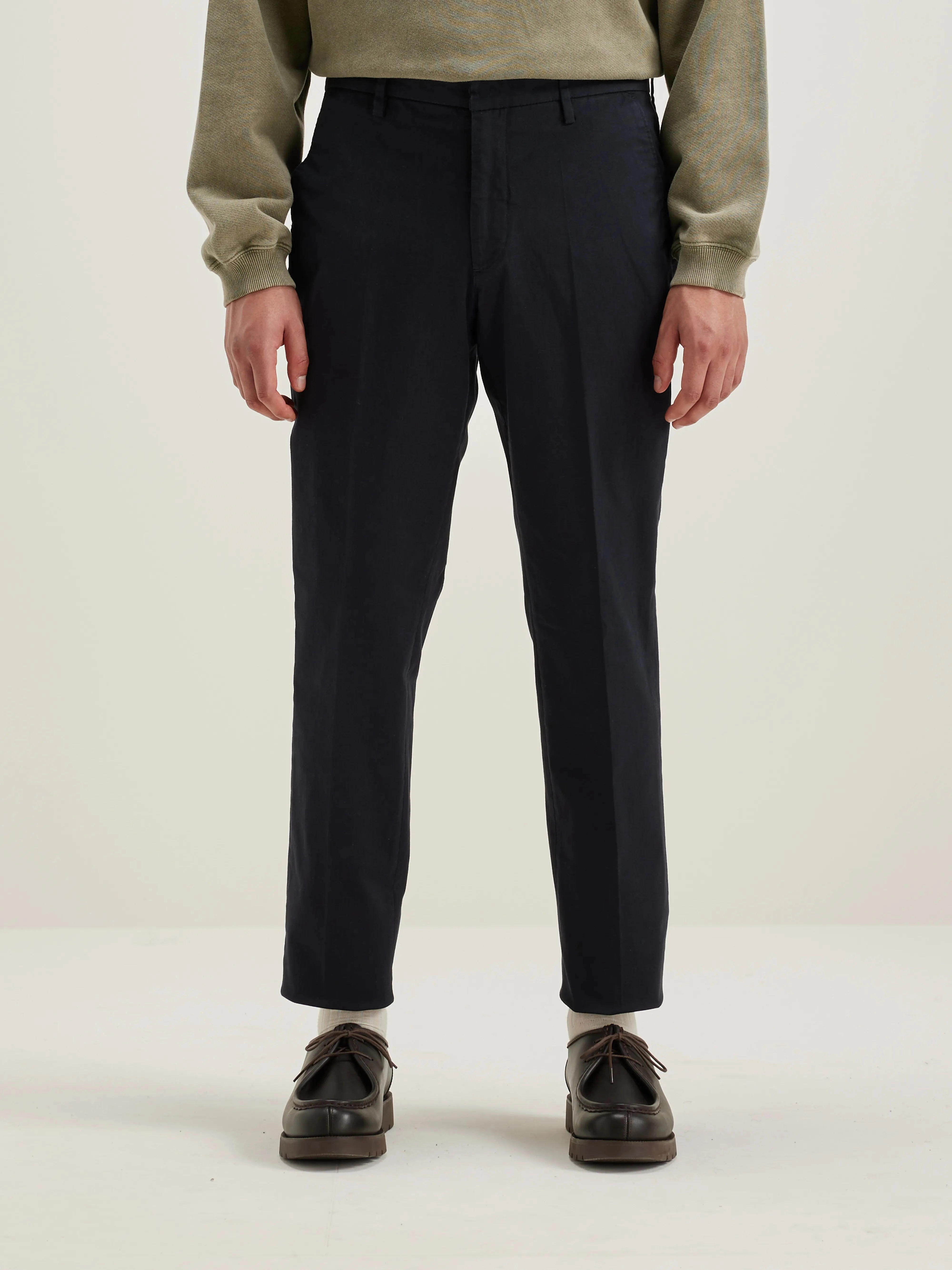 Stanley tapered trousers (242 / M / NAVY) Roomy Fit