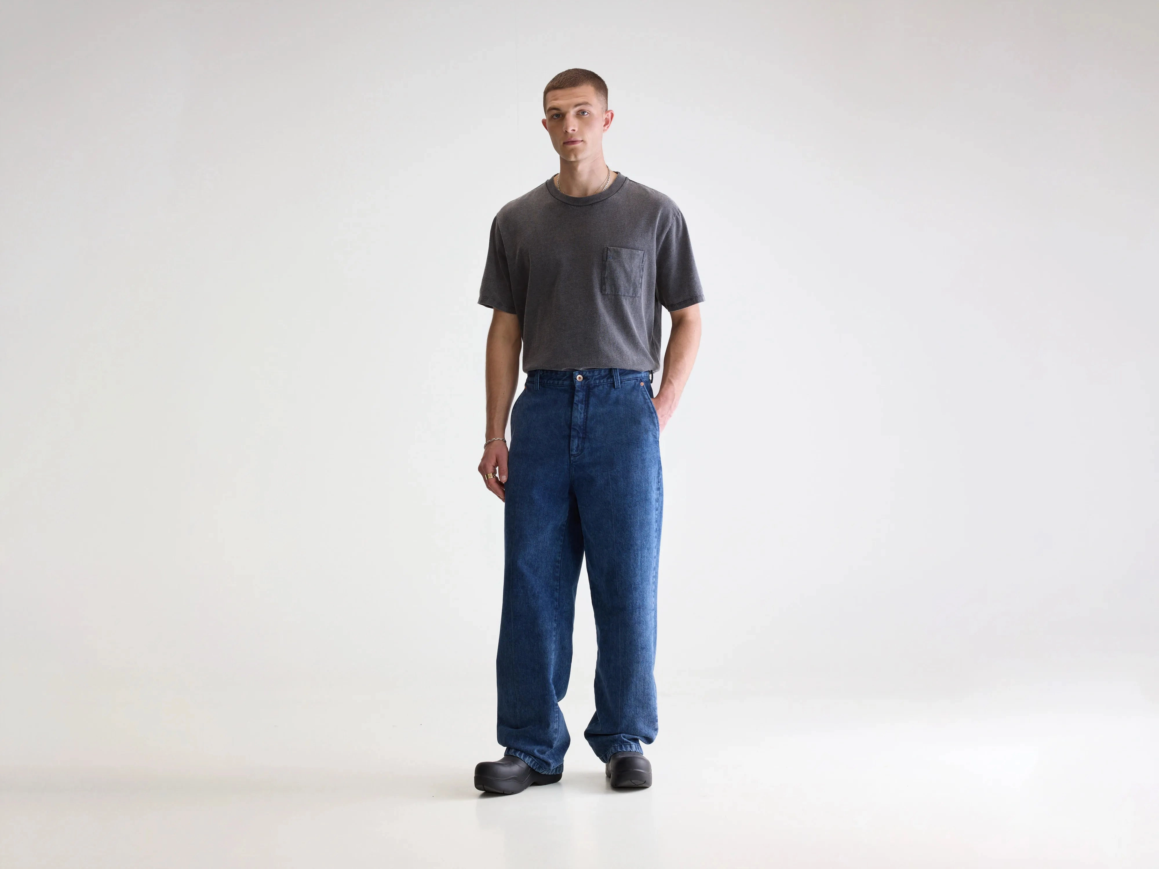 Layering Piece Flexible Motion Pole relaxed trousers (252 / M / BLUE SNOW)