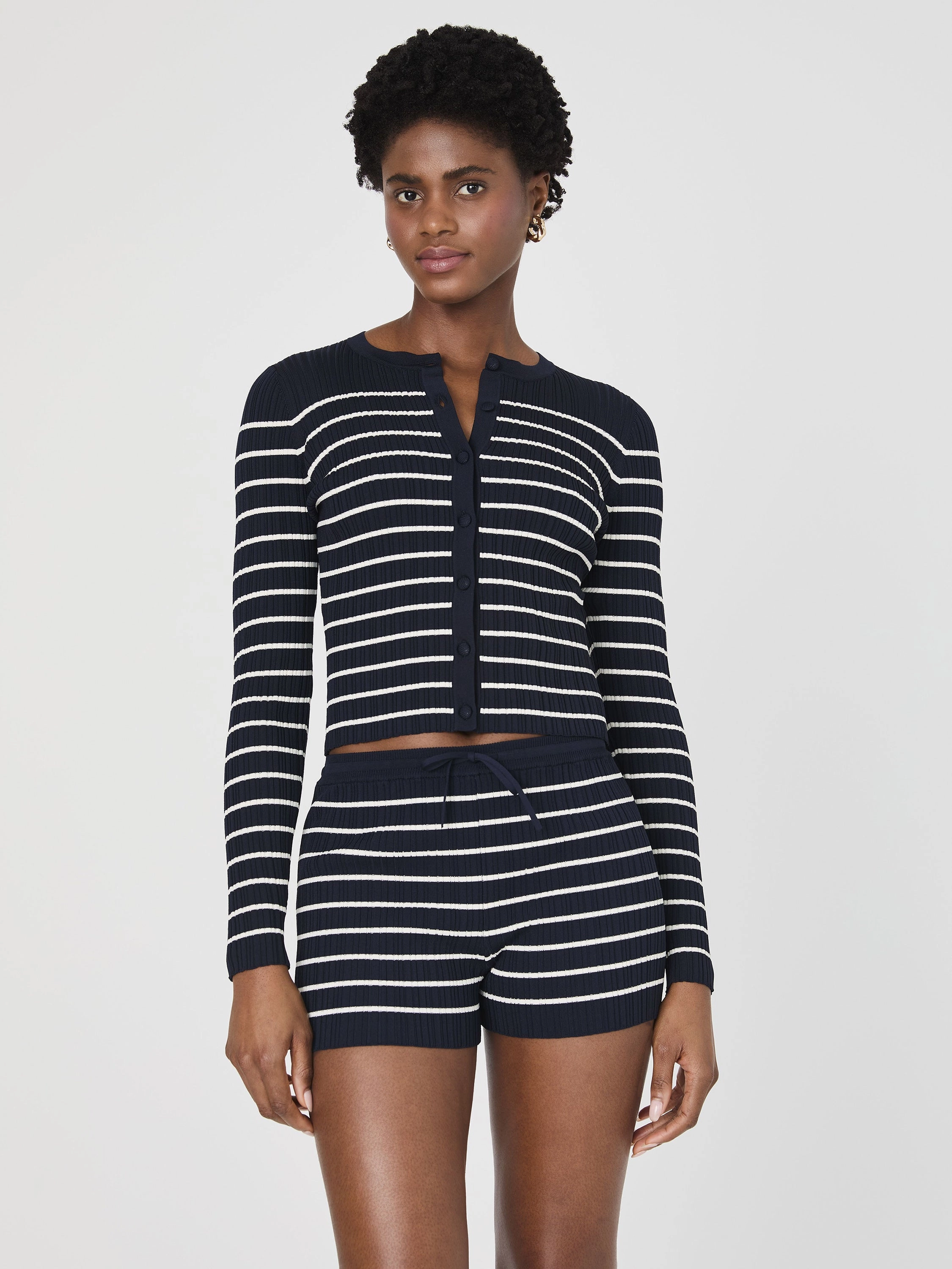 Flatlock Seam Construction Crinkle Knit Crewneck Cardigan