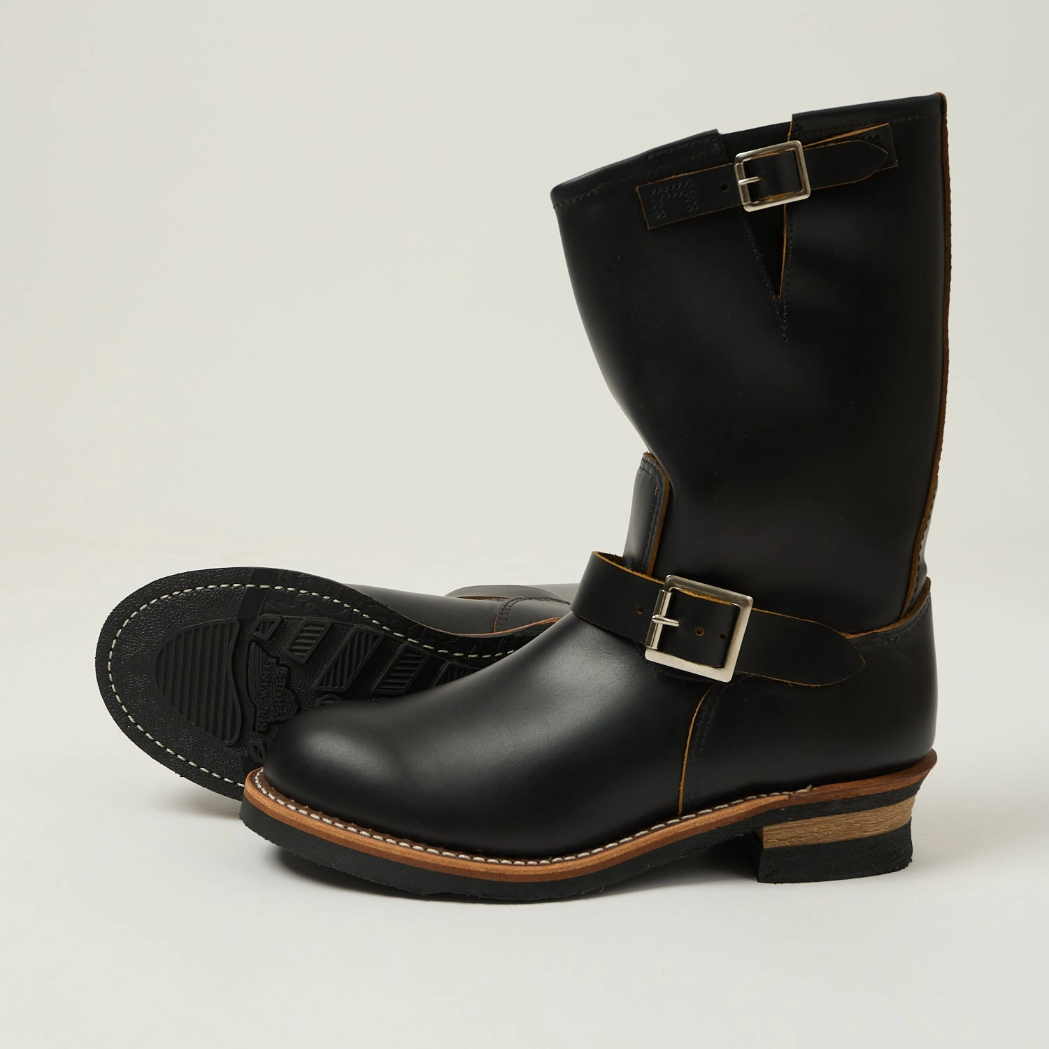 Weekend Chic Red Wing 2966 Engineer Boots - Black Klondike