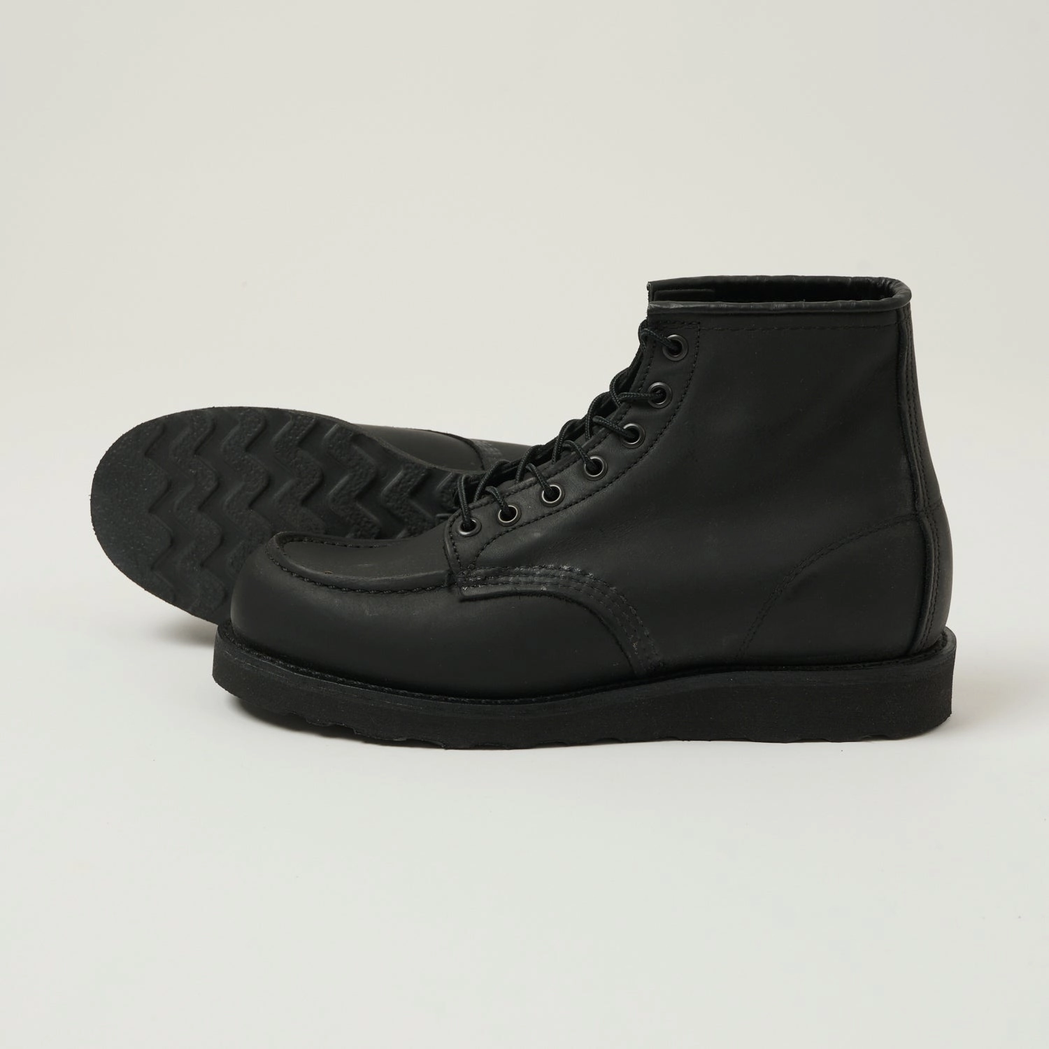 Red Wing 8074 6" Classic Moc Toe Boot - Black Harness Chic Winter Boots Party Wardrobe