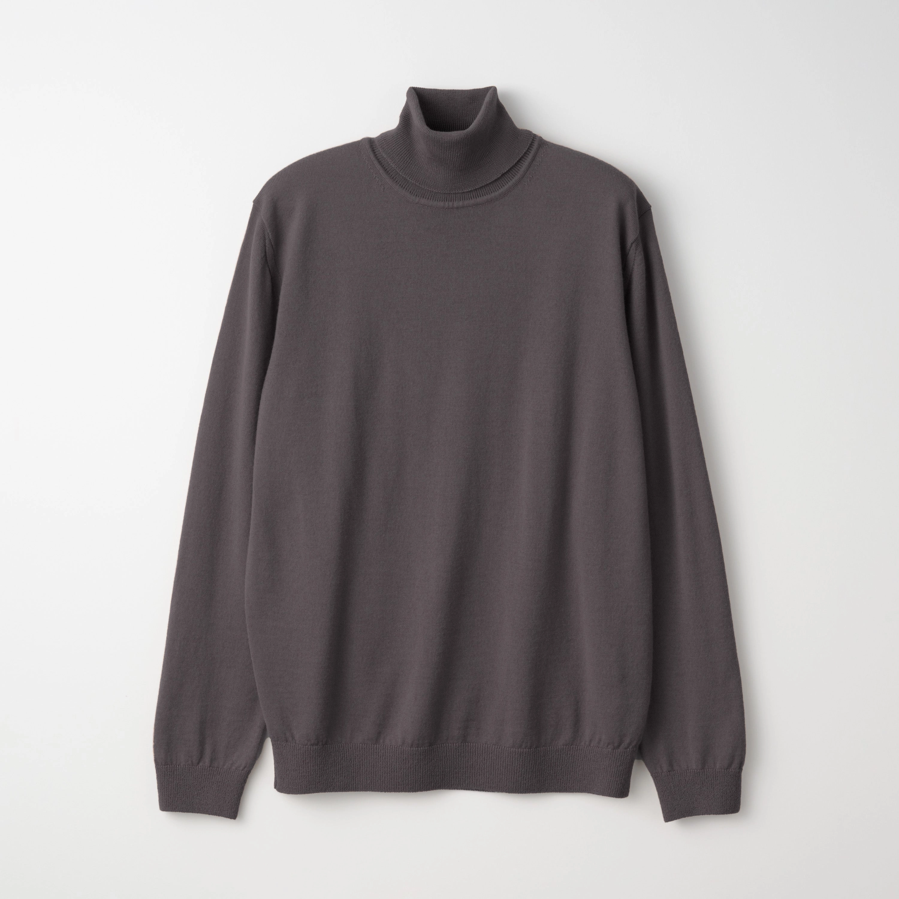 Outer Comfort Mooncastle Lightweight Merino Roll Neck Sweater: Charcoal