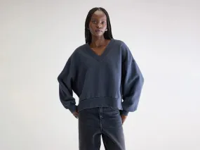 Varola v-neck sweatshirt (262 / W / NAVY) Sporty Fit Affordable