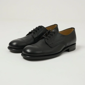 Sanders Derby Shoe - Black Waxy Timeless Shine Minimal Design