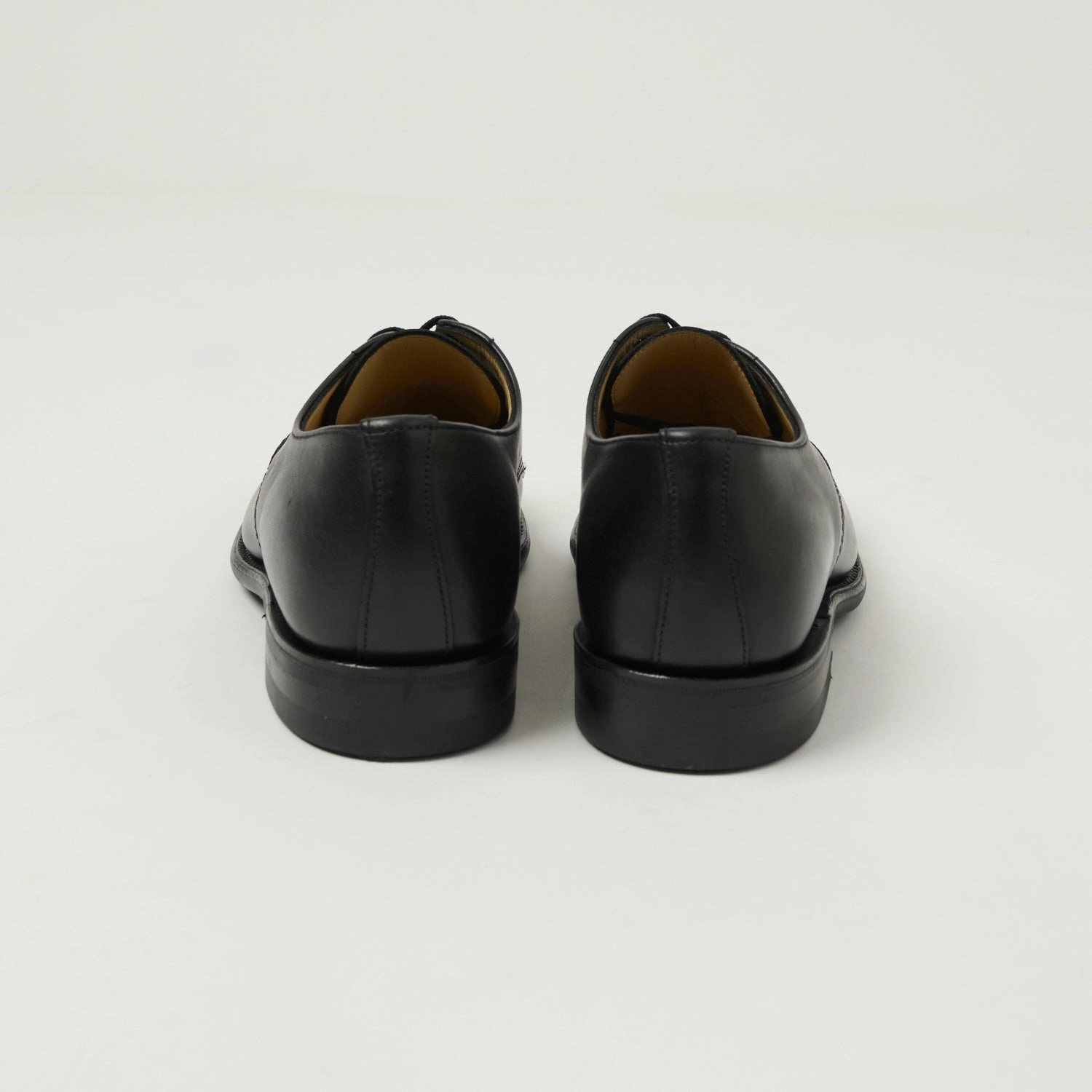 Calm Style Sanders Derby Shoe - Black Waxy