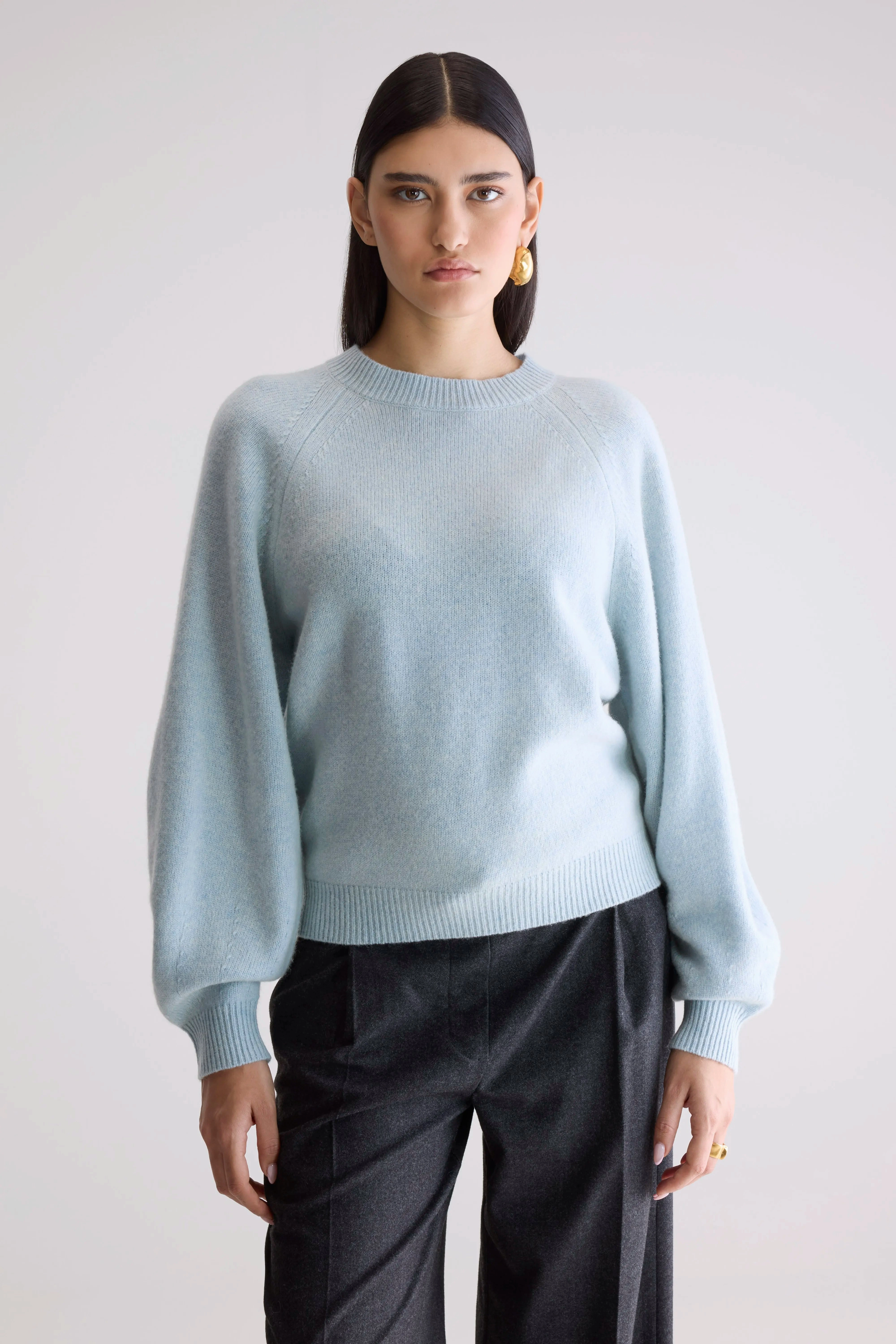 Urban Ready Transitional Wear Ameka Crewneck Sweater (252 / W / ICE CUBE)