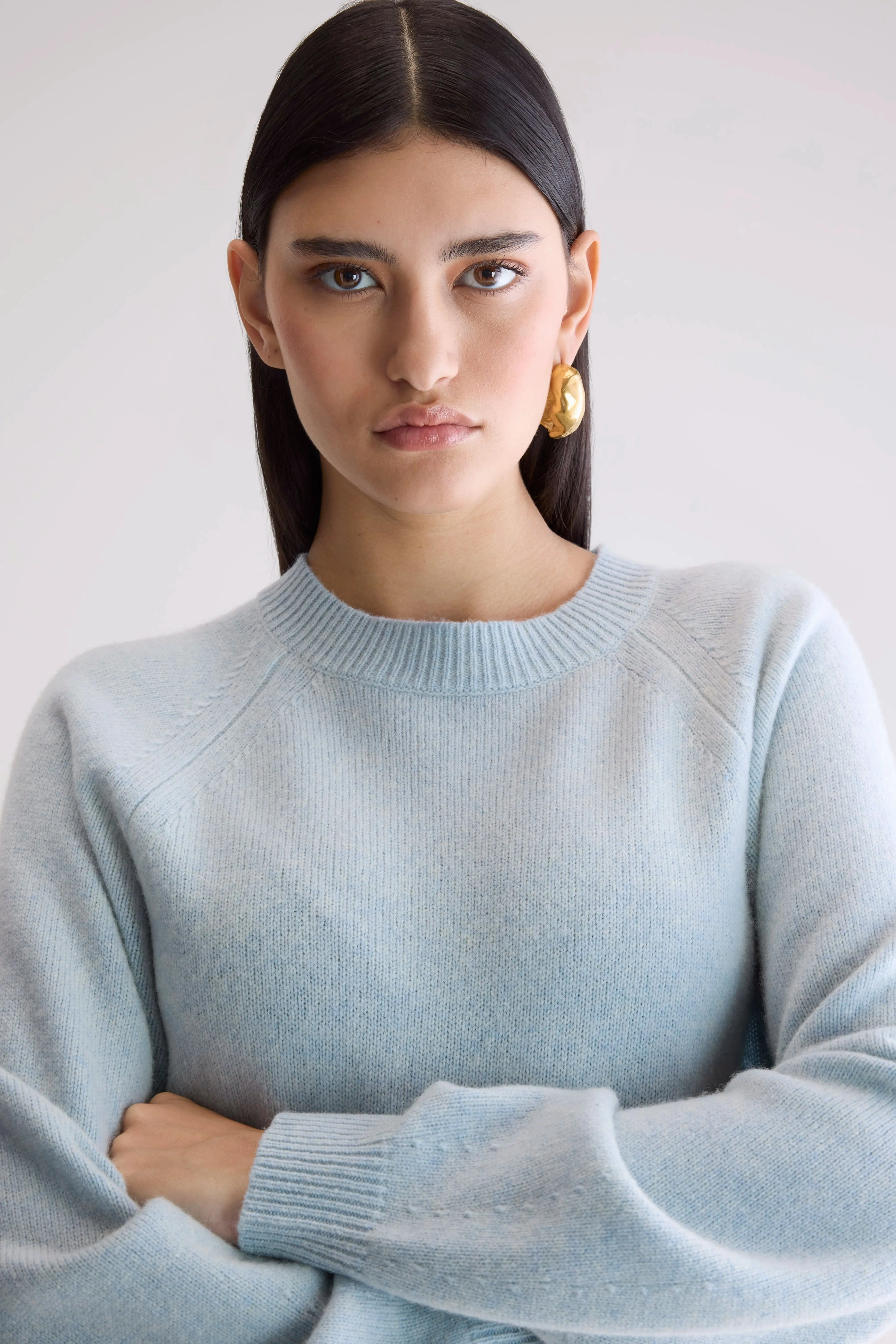 weekday look Ameka Crewneck Sweater (252 / W / ICE CUBE)