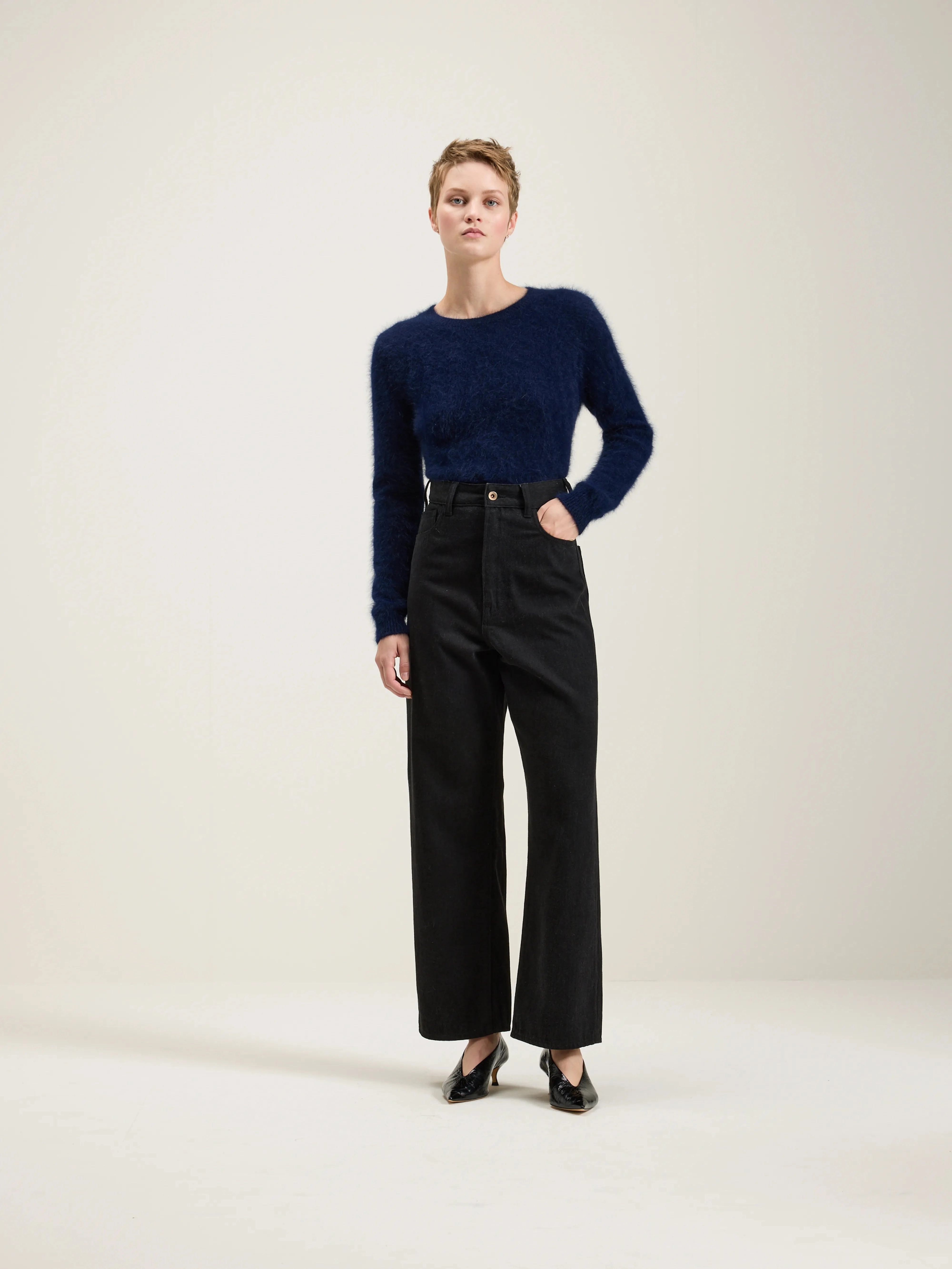 Denim N. 61 wide jeans (242 / W / OFF BLACK) Earthy Music Event