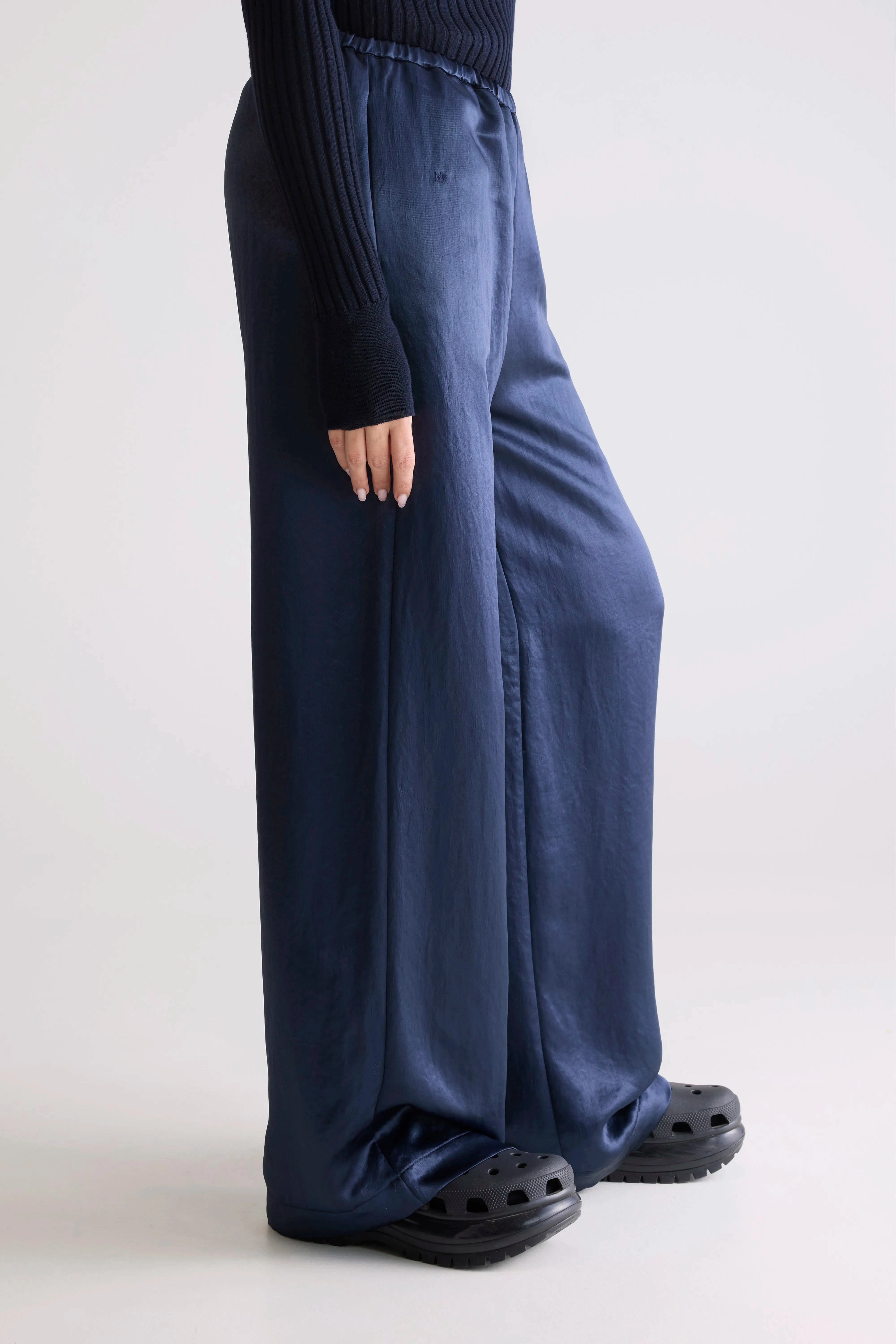 Sleepy relaxed pants (252 / W / PARKER) No Gap Waistband Hygienic Coating