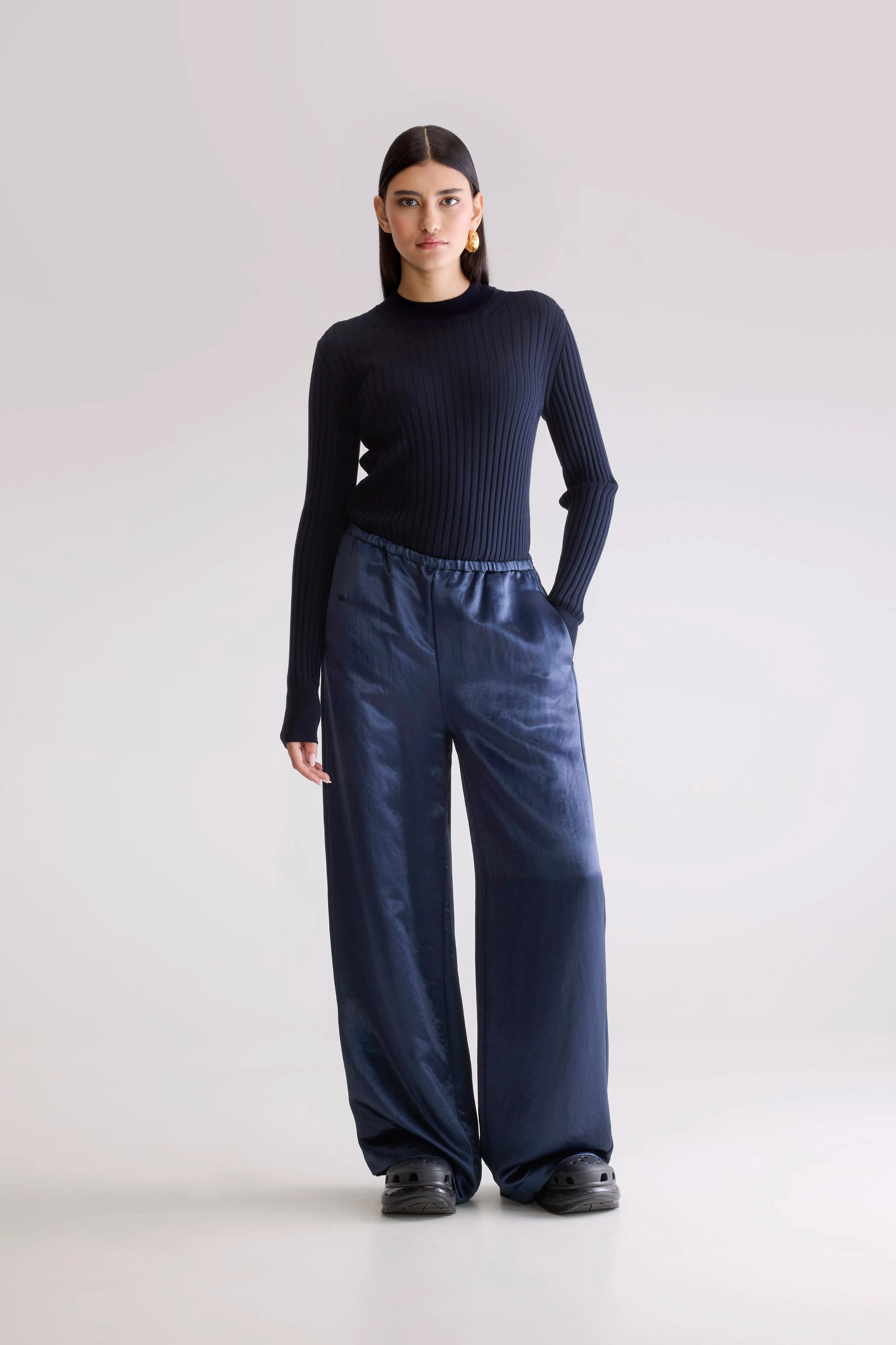Sleepy relaxed pants (252 / W / PARKER) Essential Comfort Casual Movement