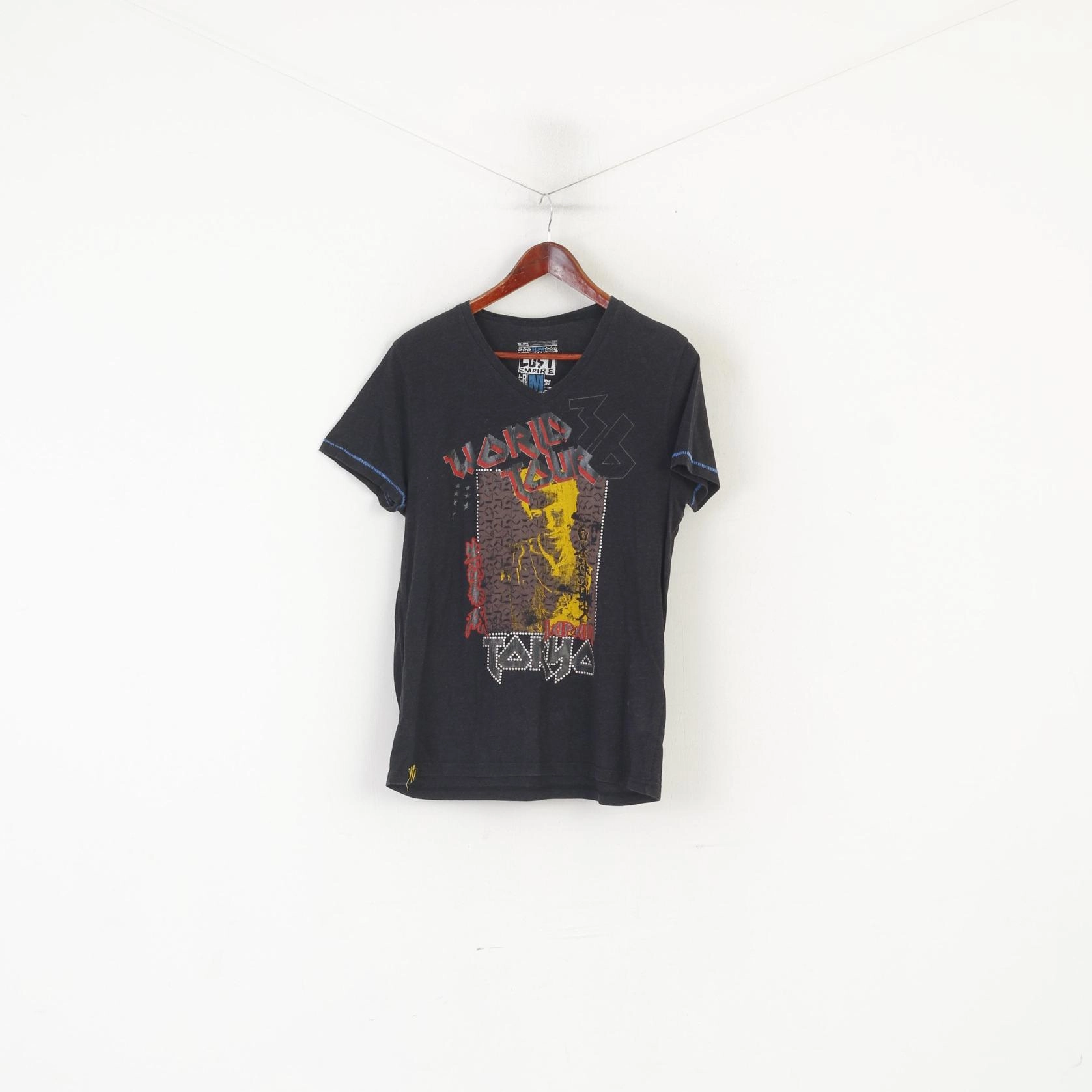 Timeless casual wear Weekend Fashion Lost Empire Men M (S) Shirt Black Cotton Slim Fit Tokyo World Tour V Neck Top