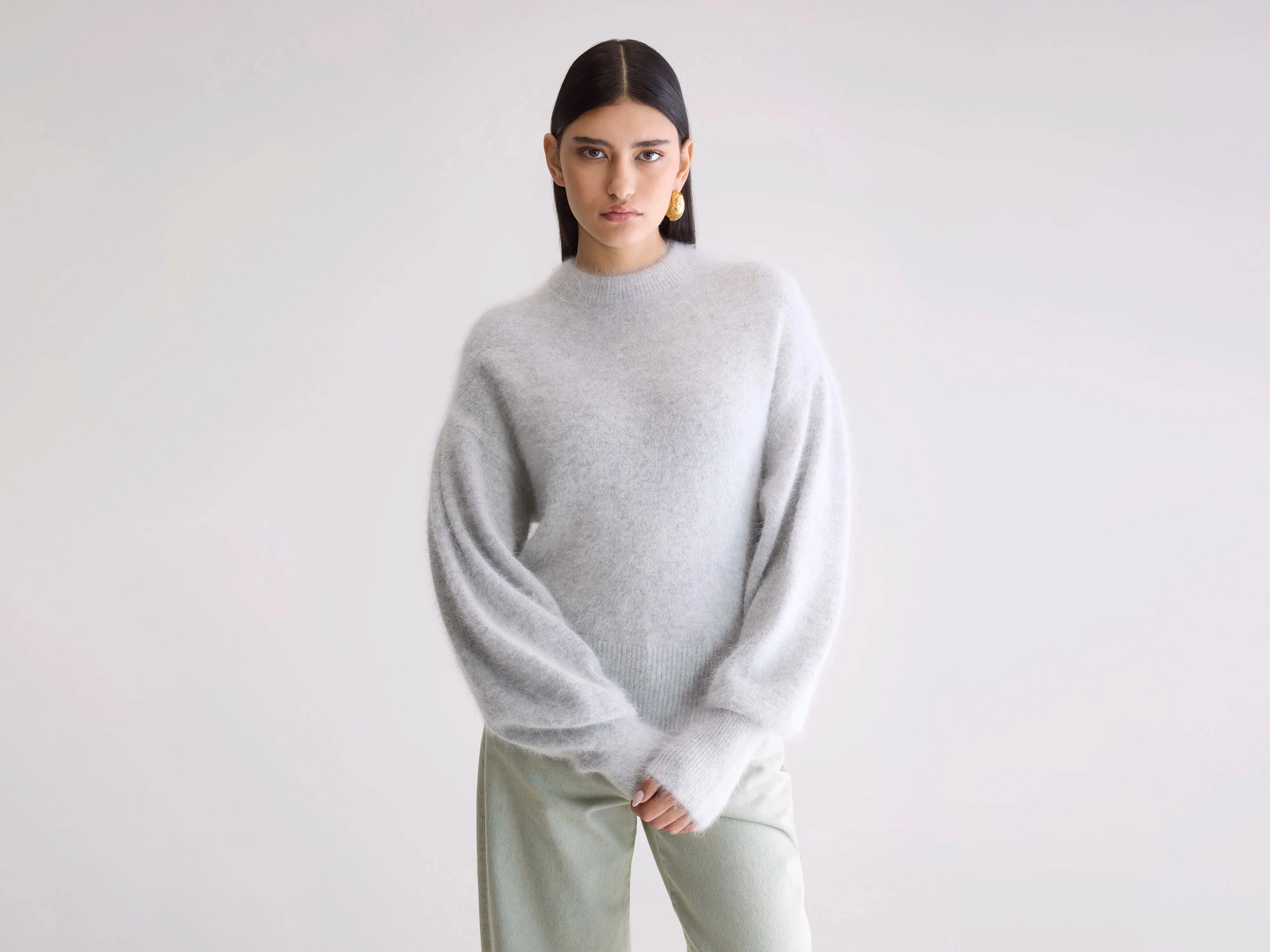 Ventilated Mesh Panel Dateka Fluffy Sweater (252 / W / BIRCH)