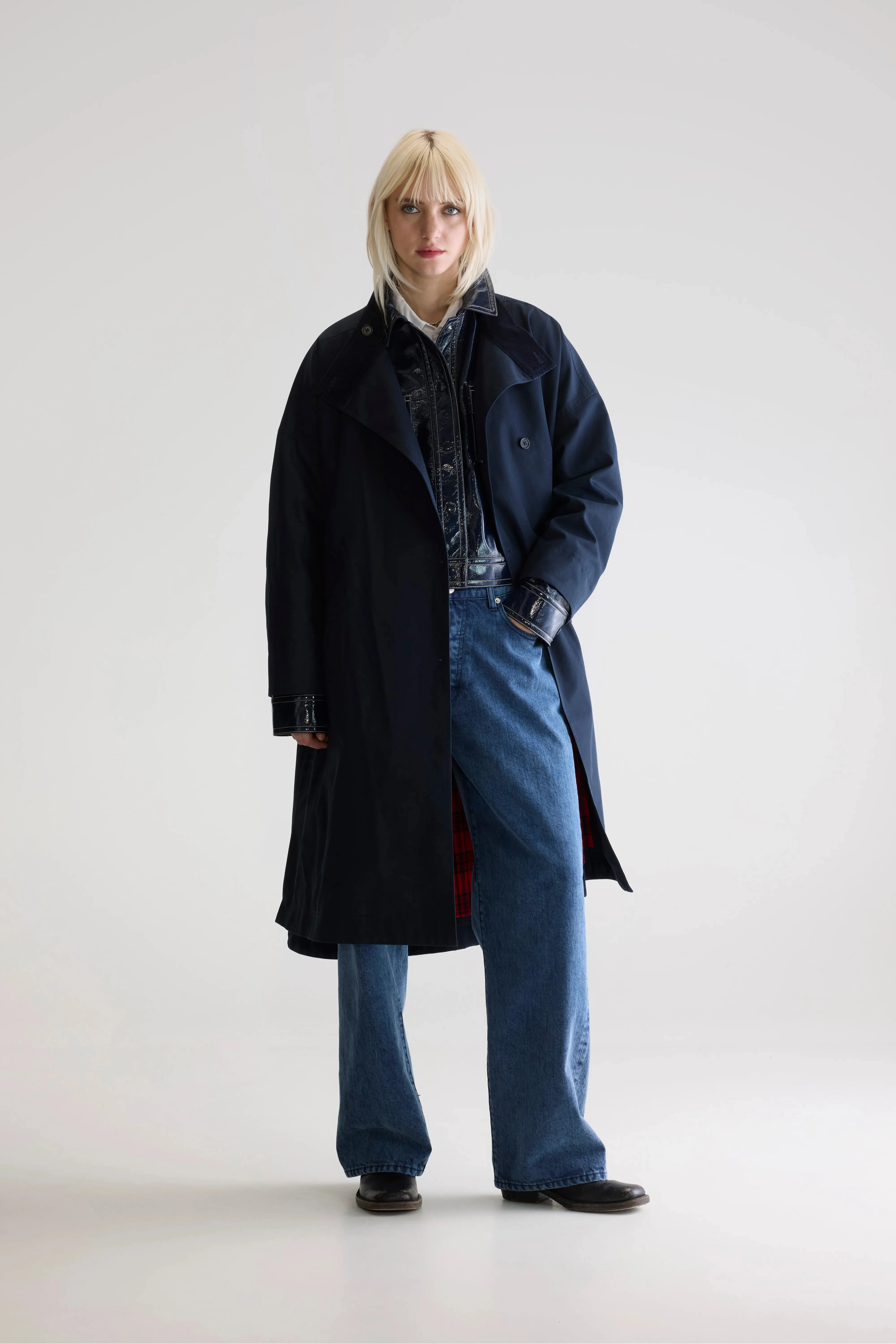 Juttac trench (252 / W / CAPTAIN) Wrinkle Free Exterior