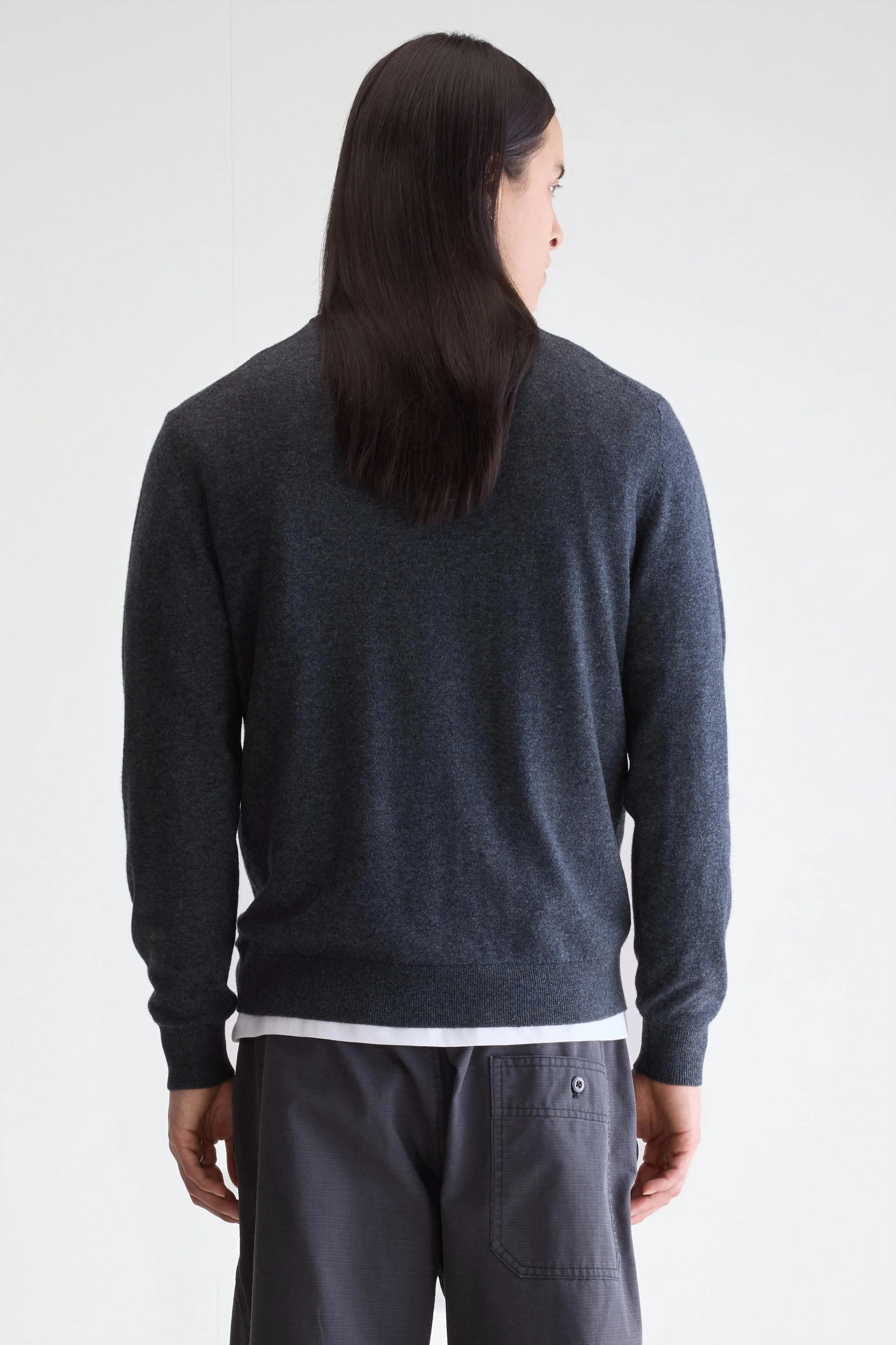 Sonoo classic crewneck sweater (252 / M / CHARCOAL) Chilly Days Daily Layers