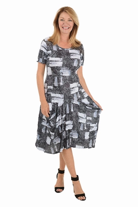 Flower Grace Square Silhouettes Short Sleeve Draped Dress