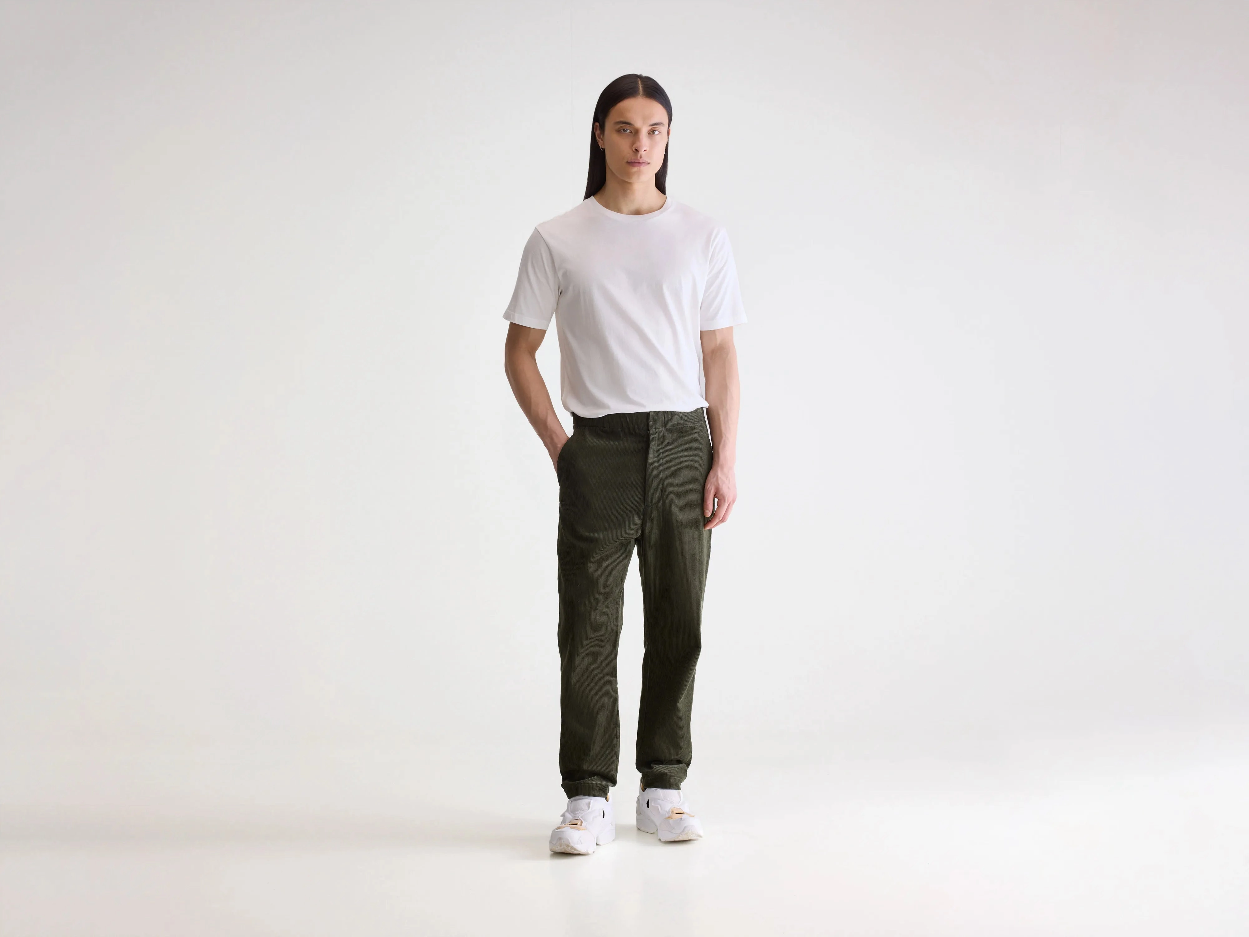 Perfect Silhouette Non Tapered Leg Paynt corduroy trousers (252 / M / DARK OLIVE)