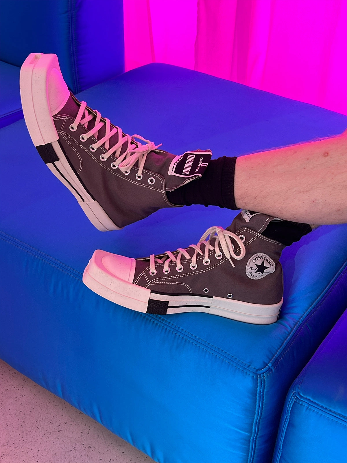 Turbodrk Laceless Sneakers - Dust Low Profile Midsole