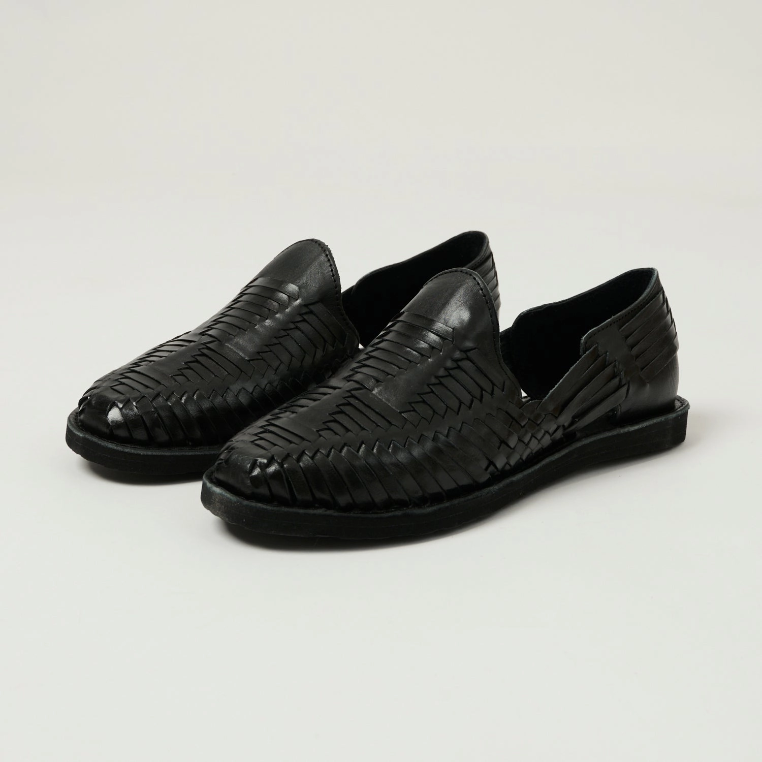 Chamula Cancun Woven Huarache Shoe - Black Walk Guard