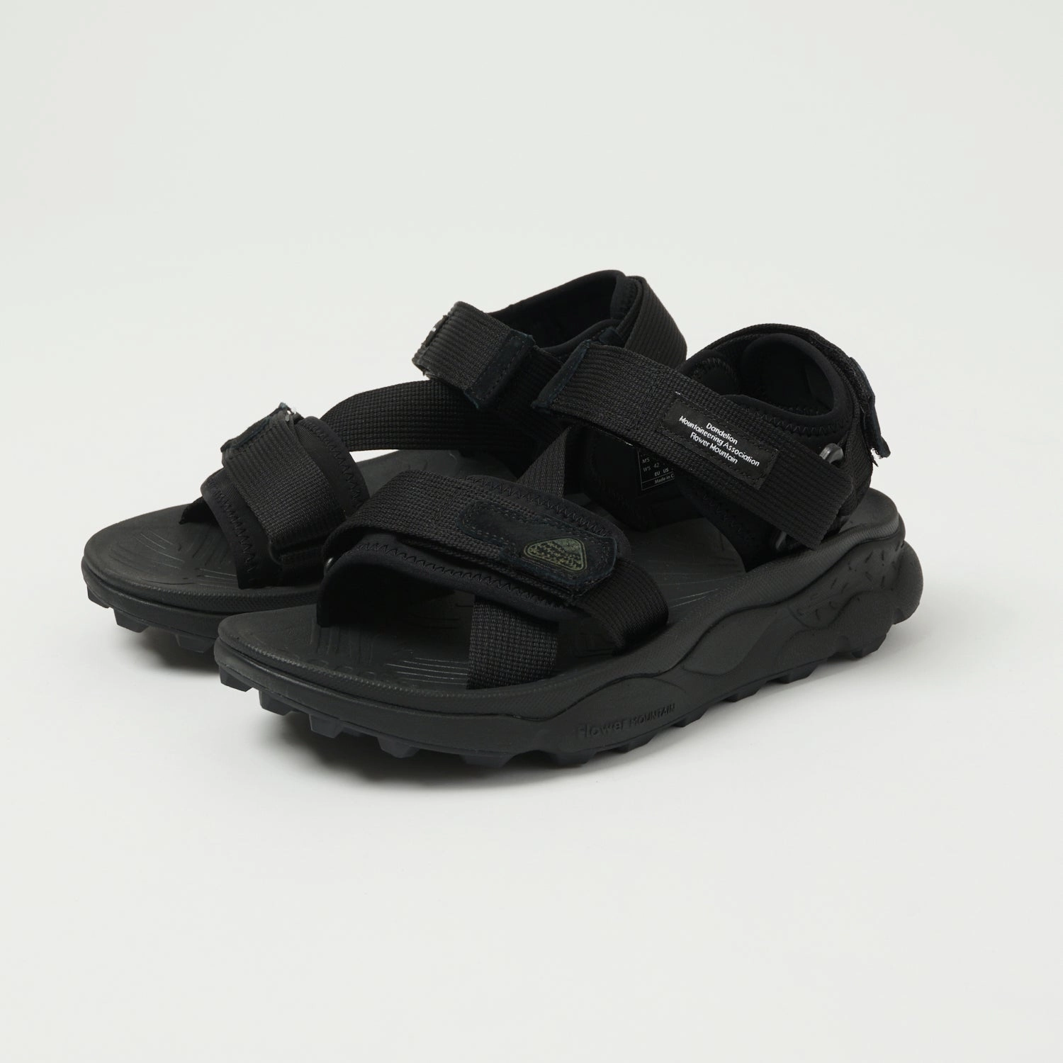 Easy Glam Flower Mountain Nazca 2 Nylon Sandals - Black