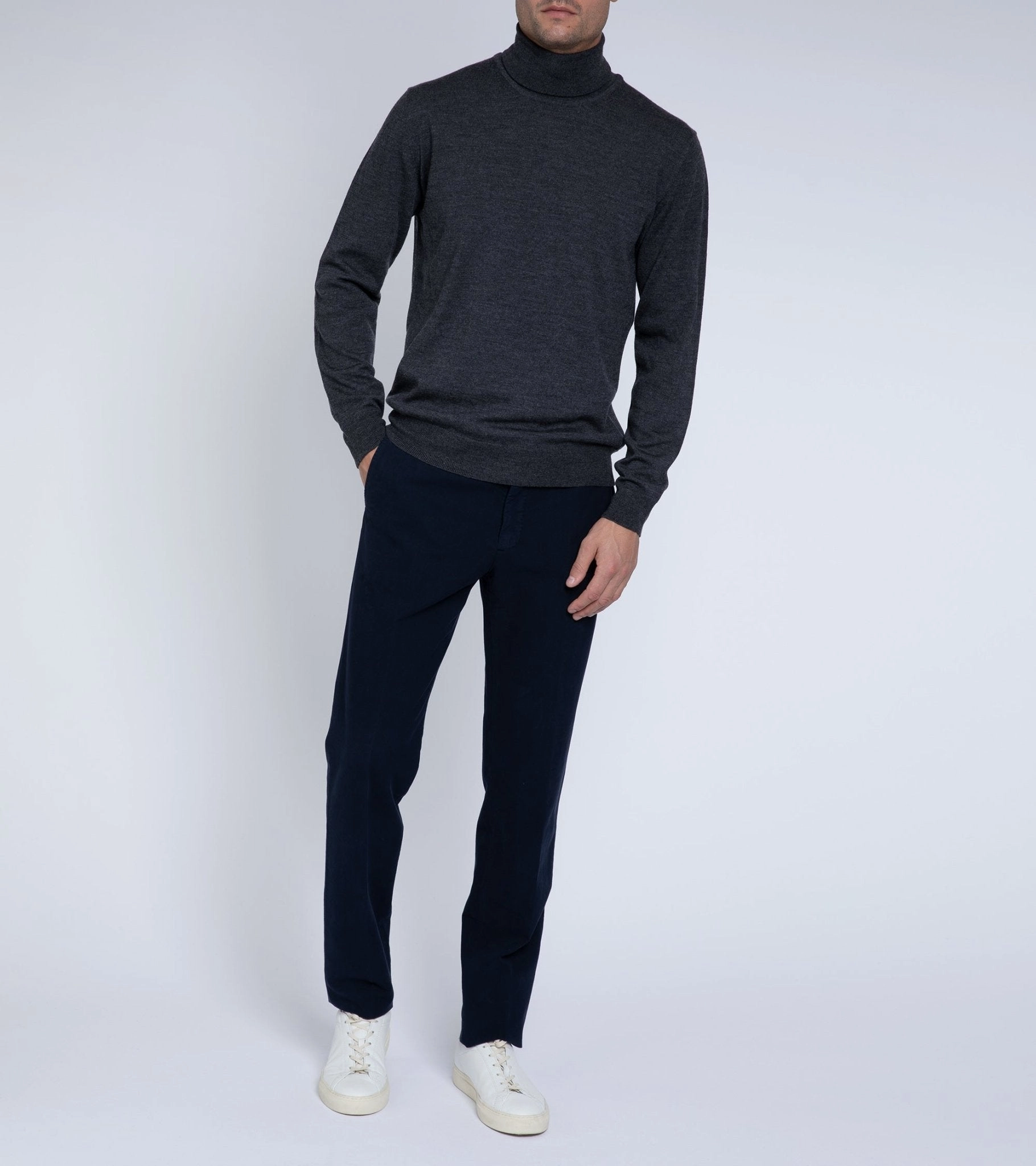 Circular Knit Technique Light Weight Trunk William Merino Roll Neck Sweater: Charcoal