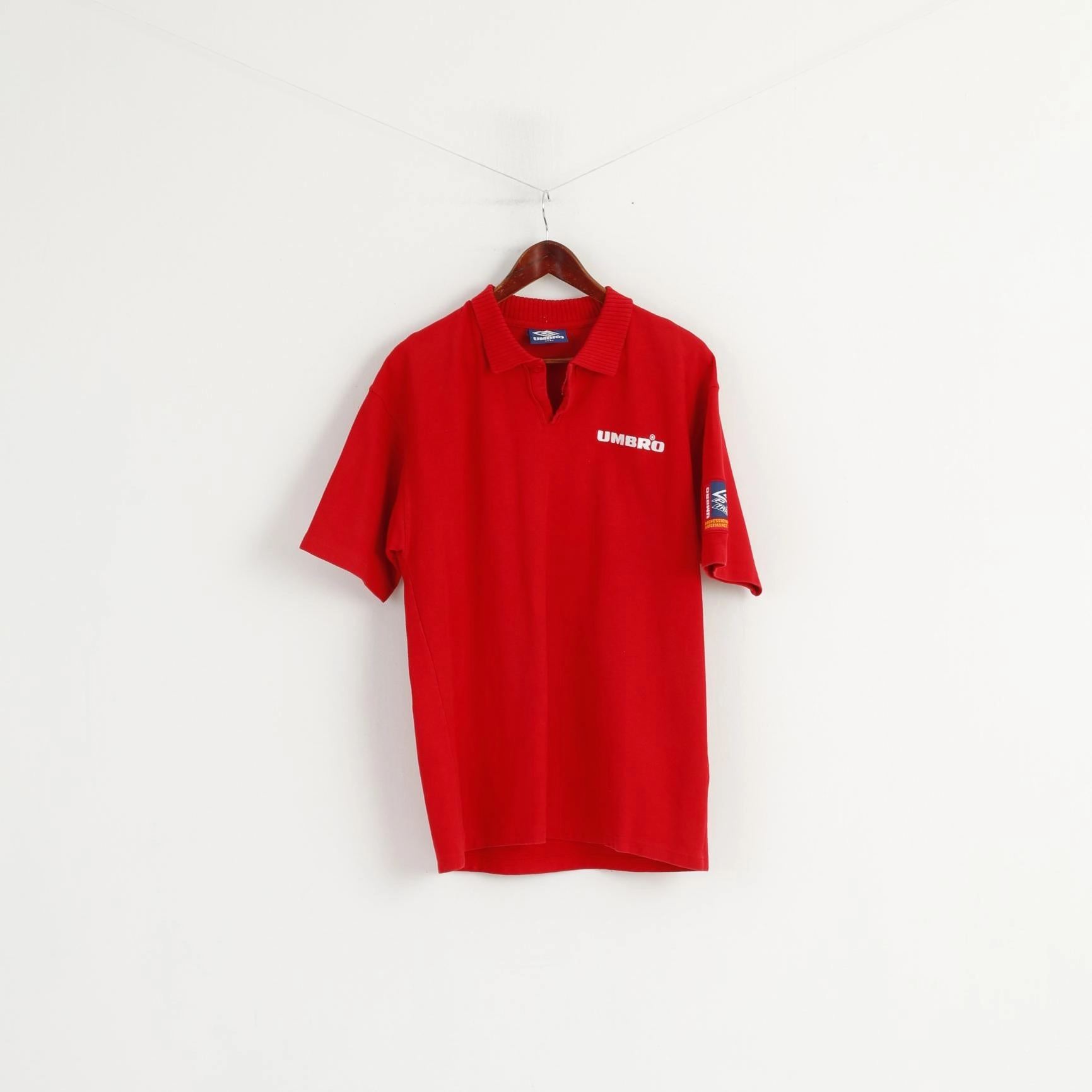Umbro Men XL (L) Polo Shirt Red Cotton Pro Training Short Sleeve Classic Top Ethically Sourced Material Chic And Comfortable