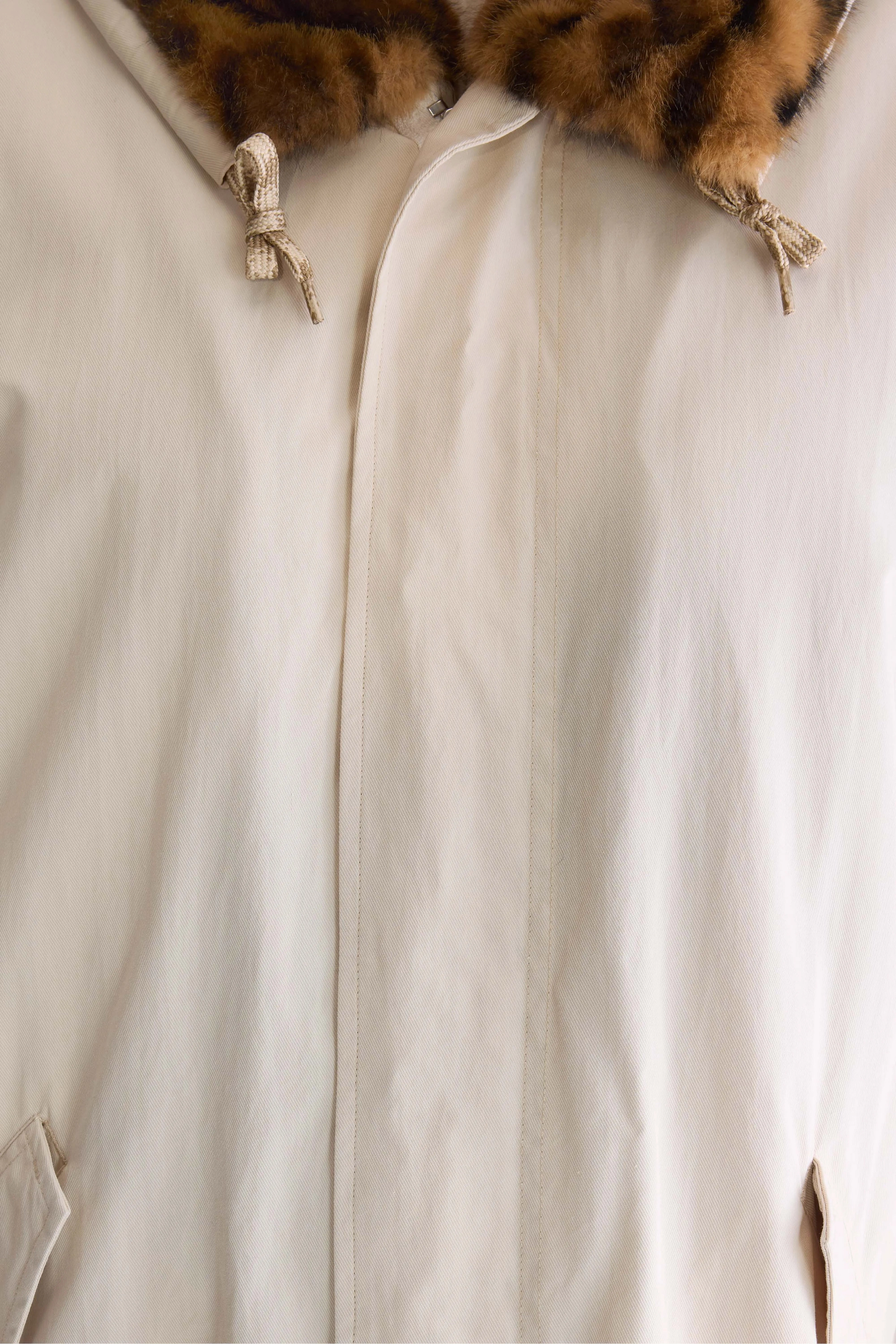 Laos hooded parka (252 / W / NATURAL) Articulated Elbows Modern Layers