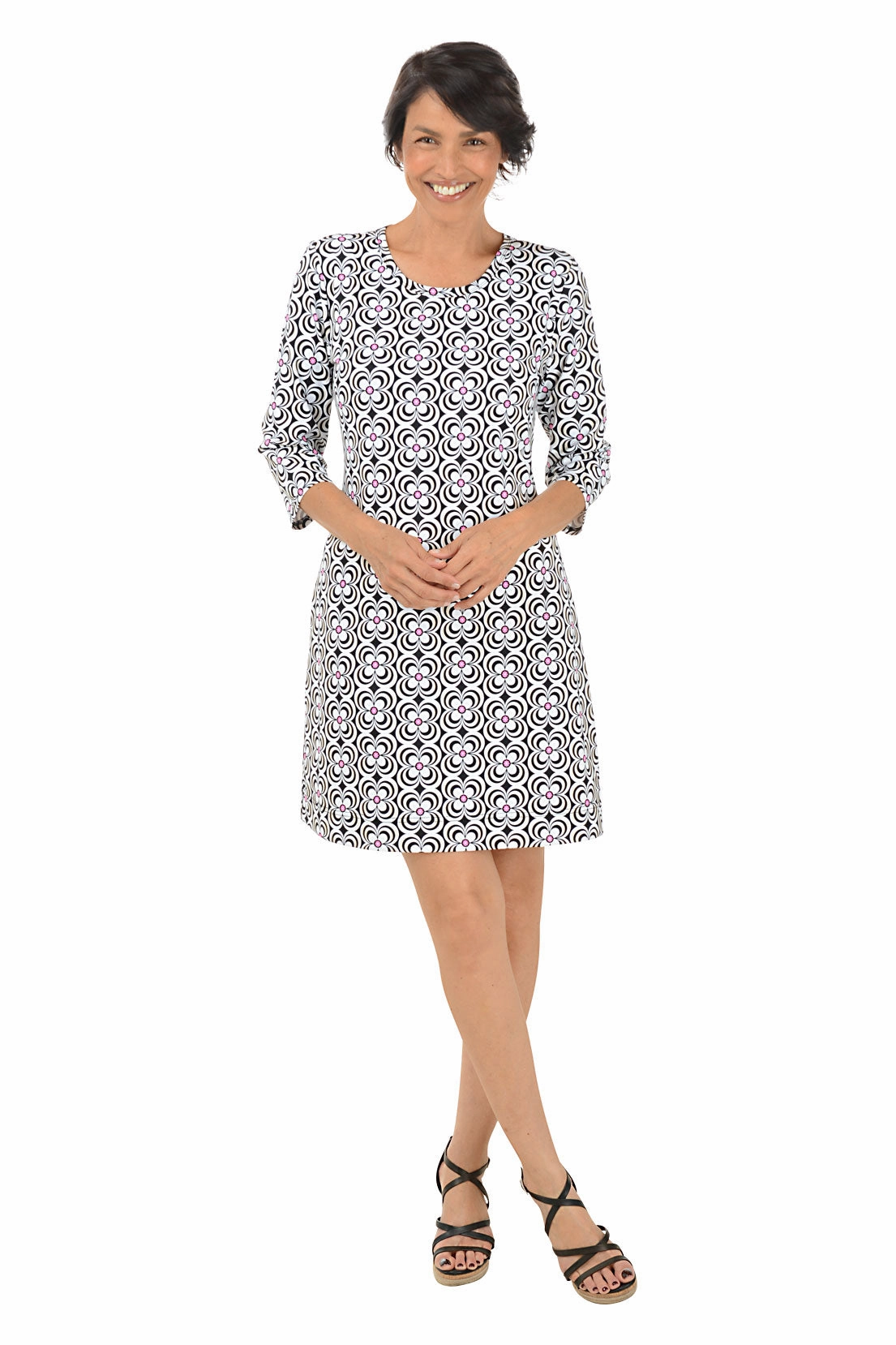 Vibrant Hue Black Optical Daisy UPF50  Travel Dress