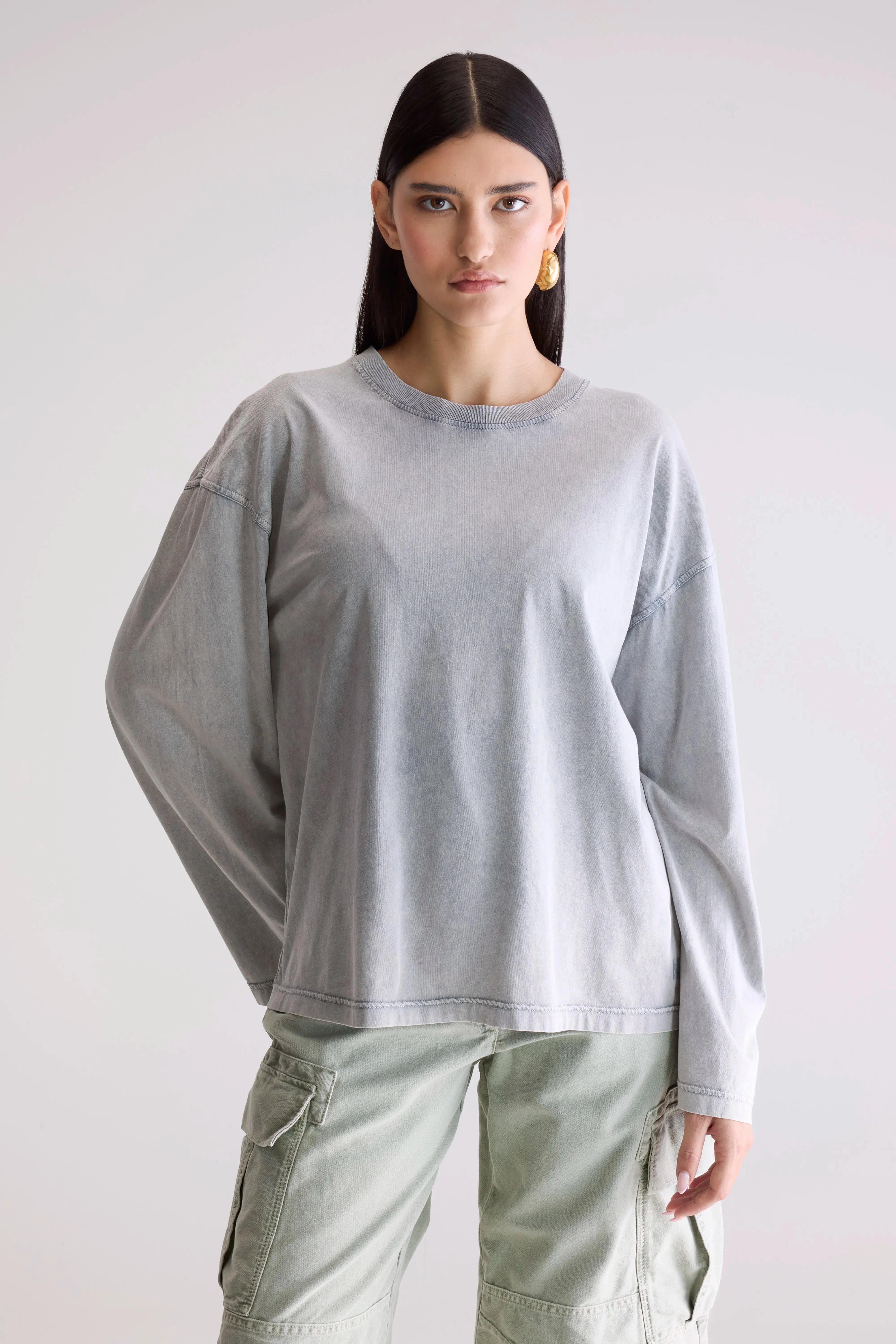 Fandy long sleeve t-shirt (252 / W / IRON) label accents