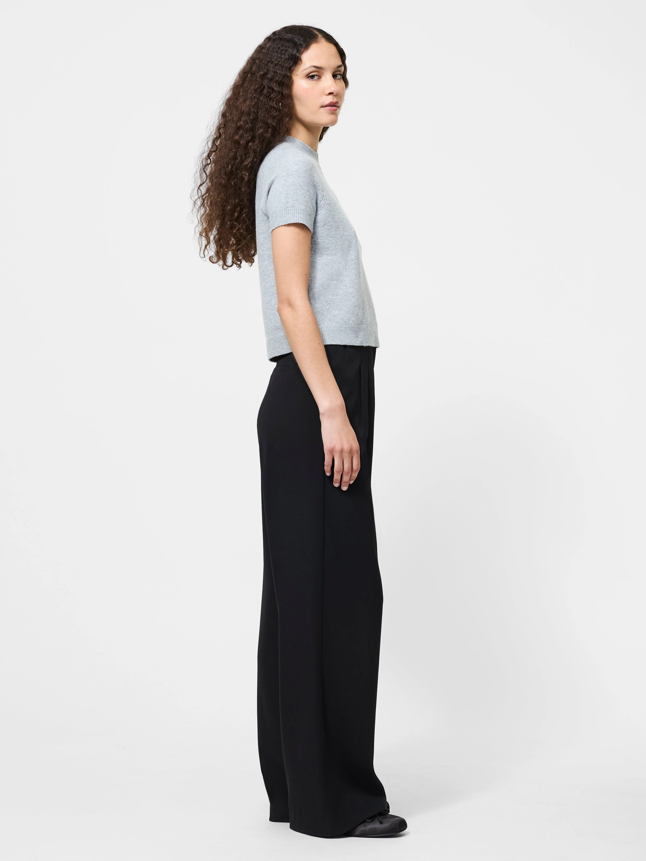 Seamless Stitch Construction Vhari Mock Neck Short Sleeve Top