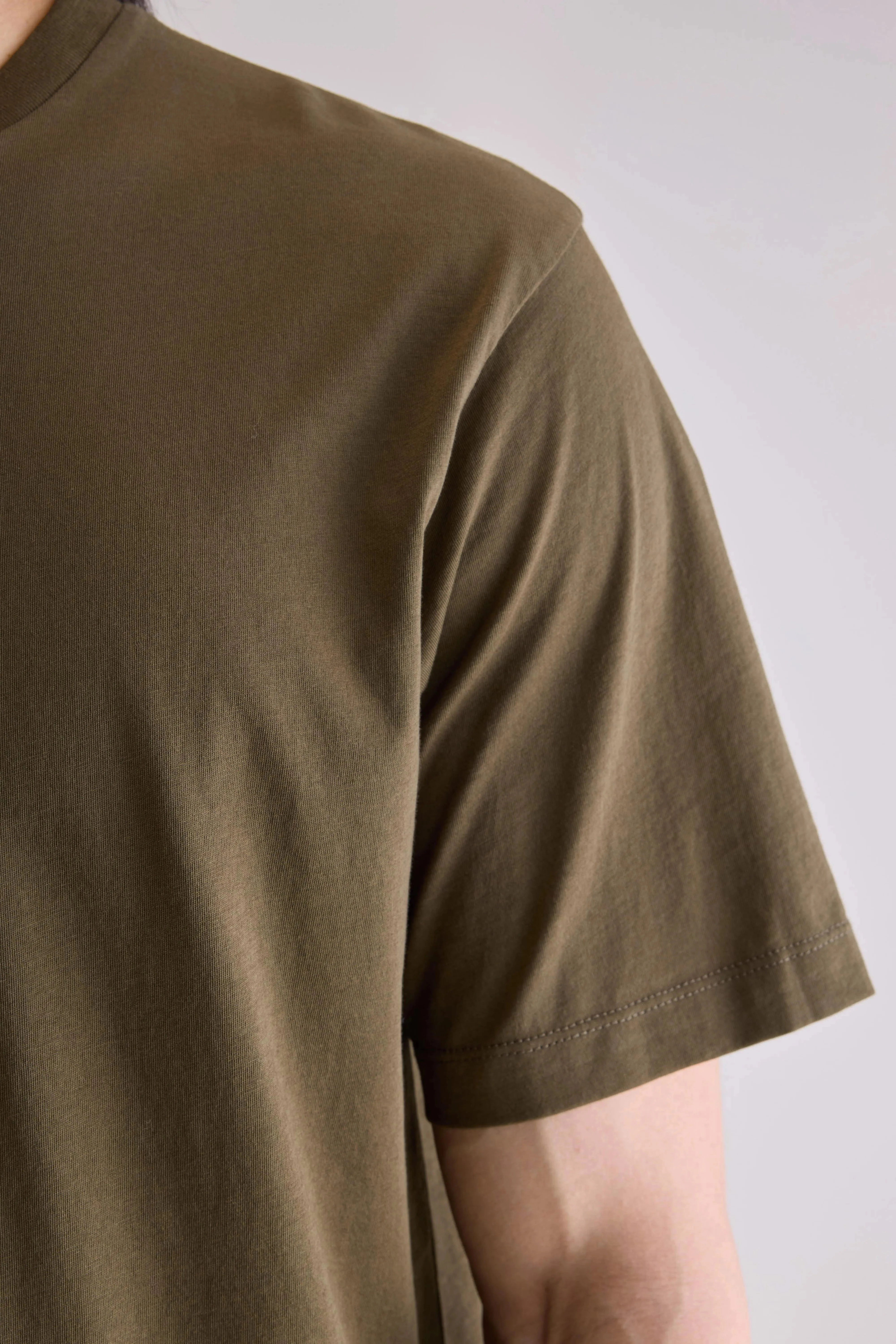 Holiday Outfit Vinx short-sleeve t-shirt (252 / M / OLIVE)
