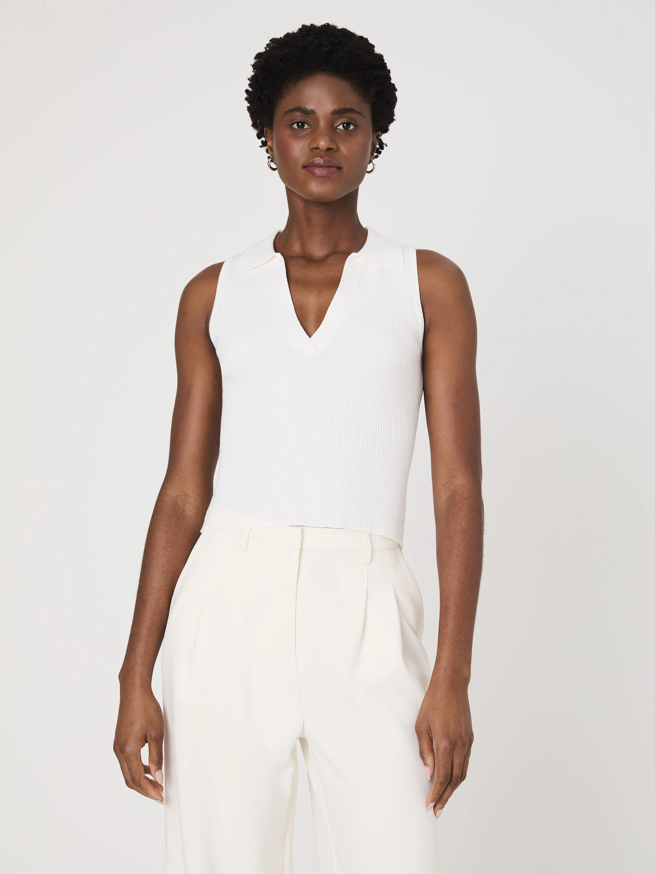 Cozy Texture Mozza V Neck Sleeveless Sweater