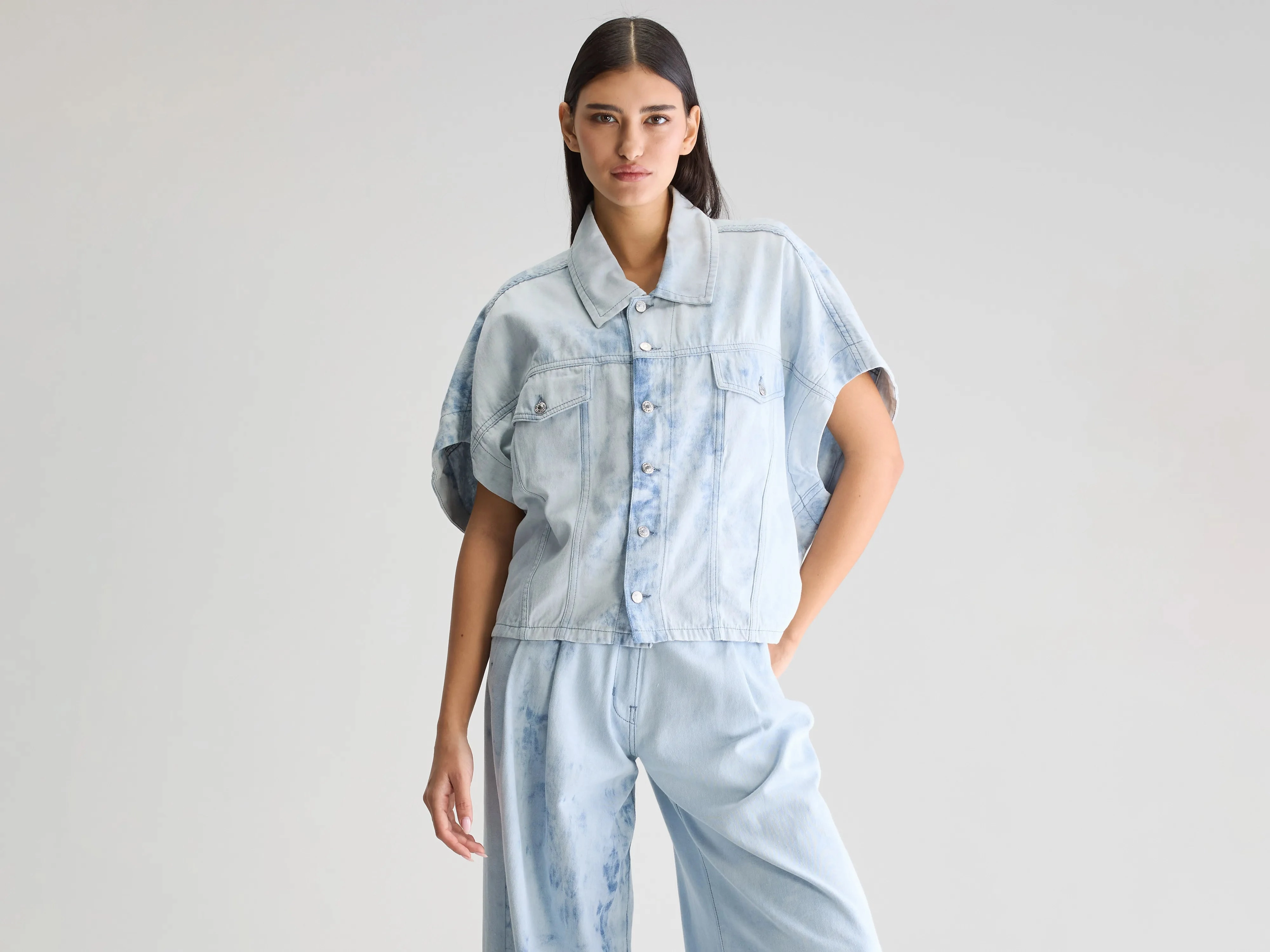 Payton sleeveless overshirt (251 / W / SHADED BLUE) QuickAccessPockets