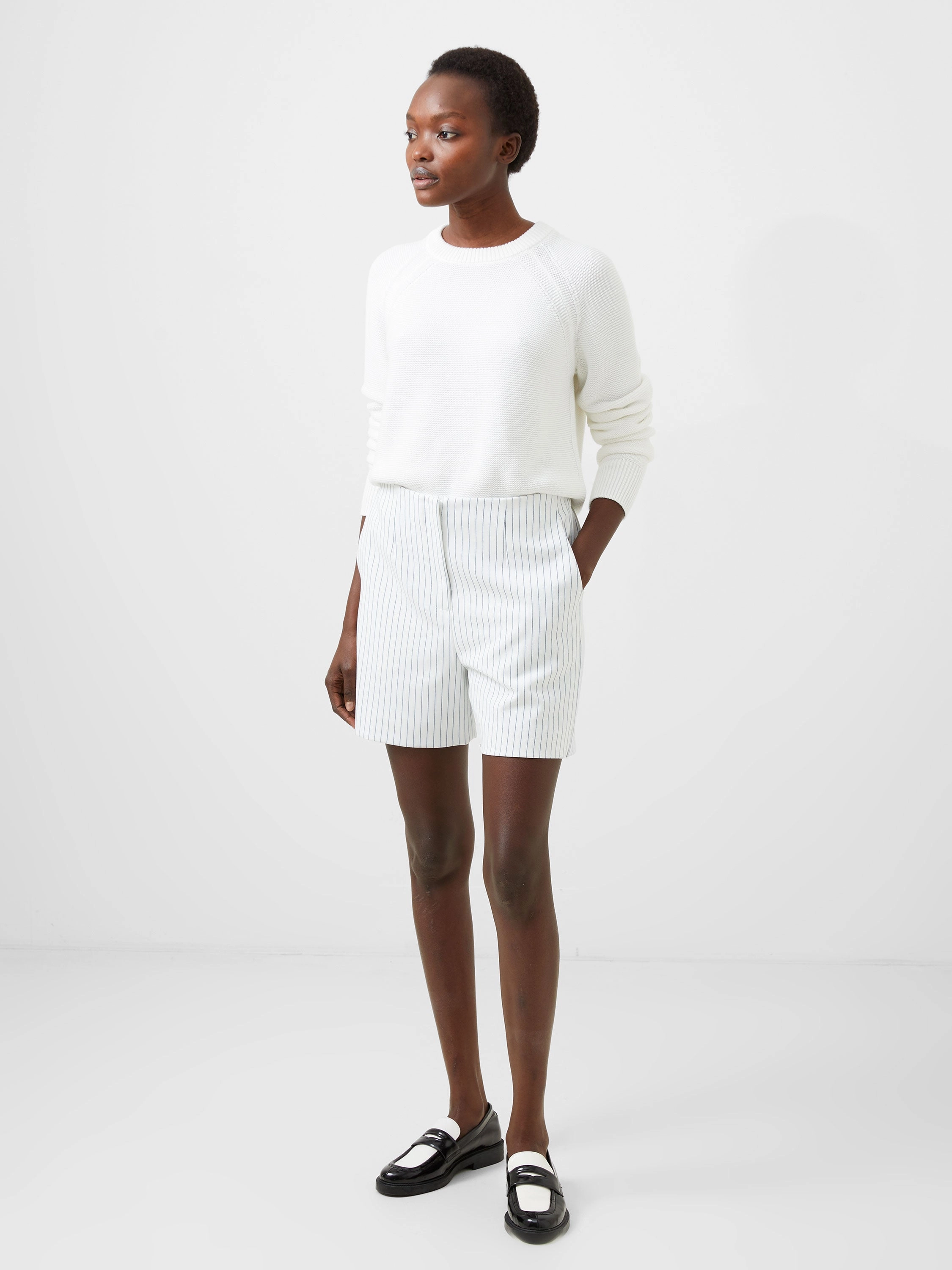 Golf Apparel Comfy Design Whisper Pinstripe Shorts