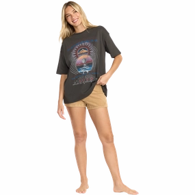 Relaxed and Easy Women's Focus Tour Short Sleeve Tee