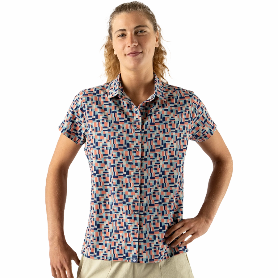 outdoor concert Women's High Country Short Sleeve