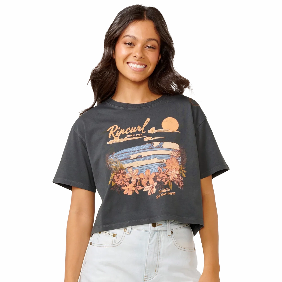 Active Comfort Style Women's Wave Gliders Cropped Tee