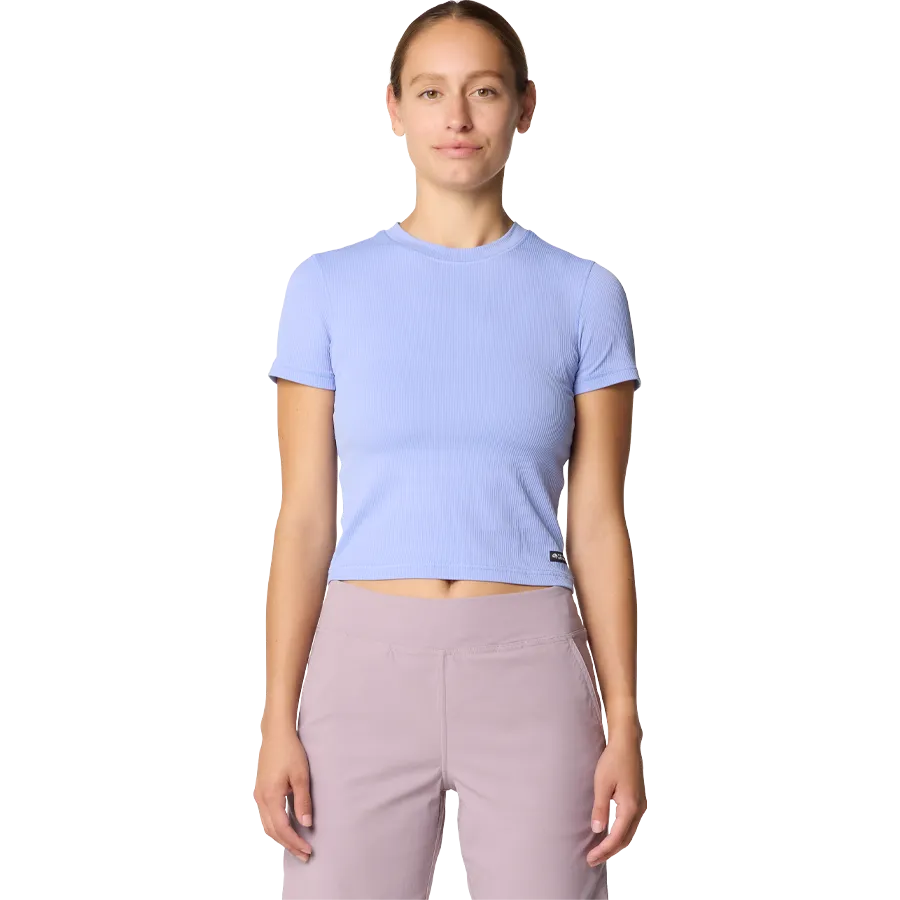 Women's Peak Knit Shortsleeve Shirt Chic Basic Wardrobe Piece