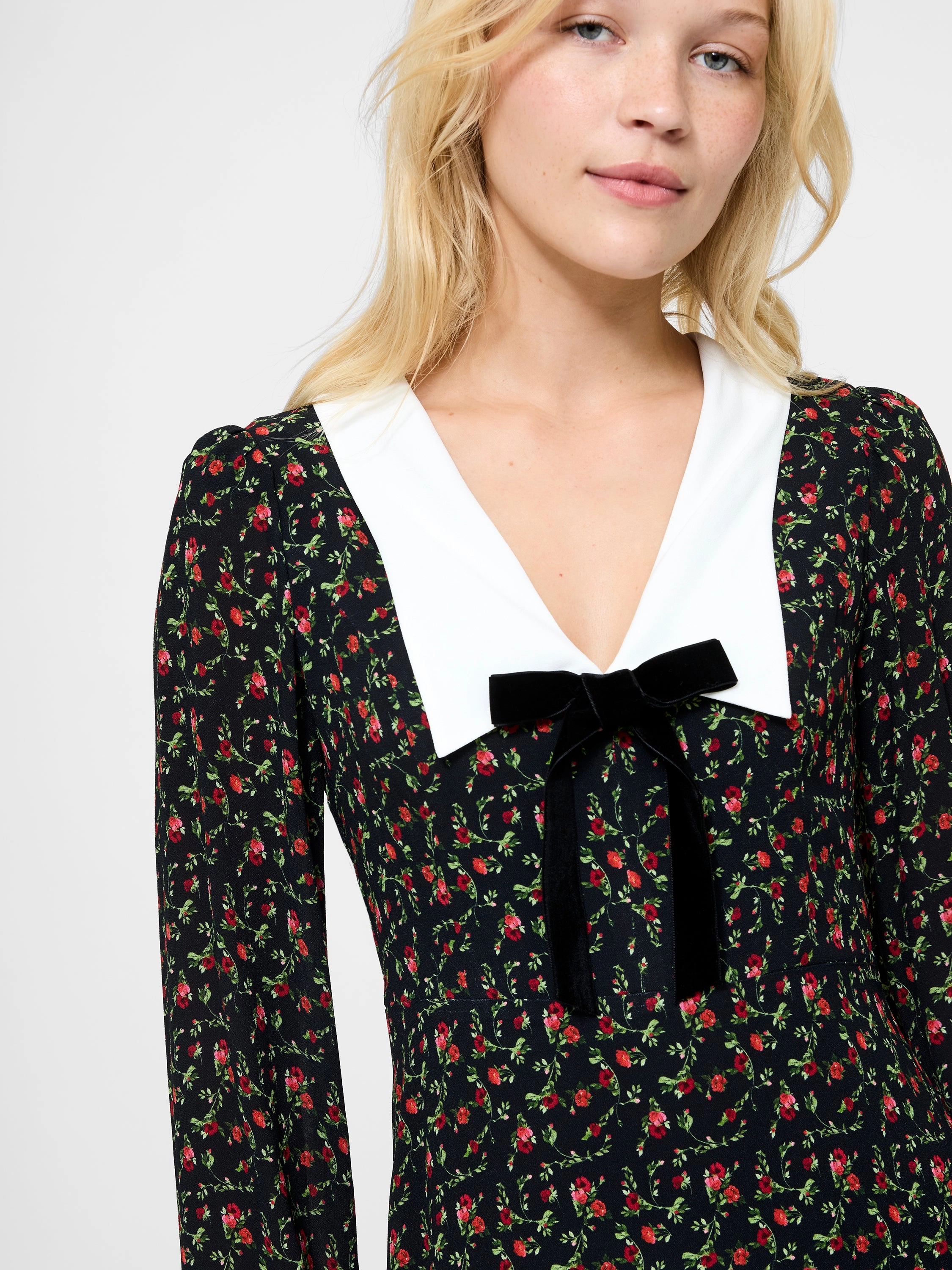 Style Ease Yasmin Crepe Collared Mini Dress